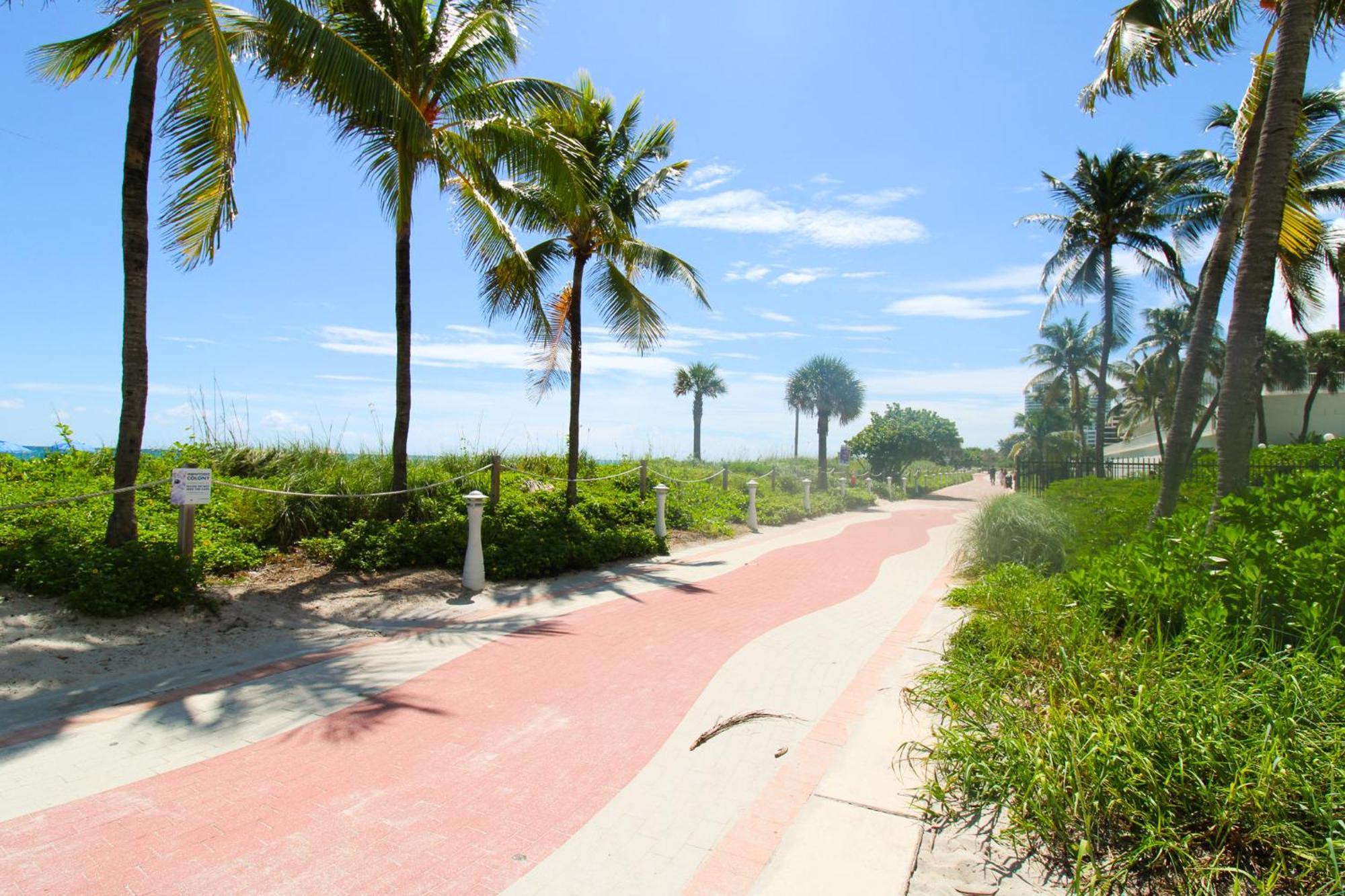 Holiday home Castle 828 Oceanfront View With Balcony, Pool, Tennis, Access And Free Parking! *