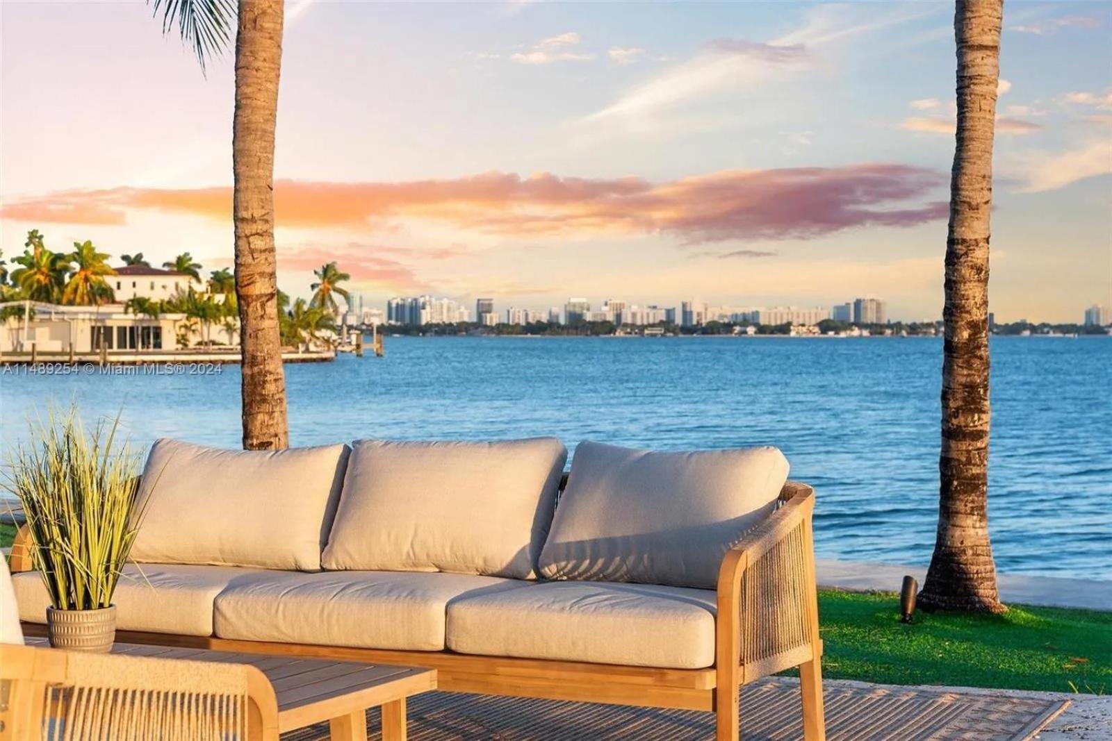 Villa Hashmi Luxury 5bd & 5ba Retreat On North Bay Island