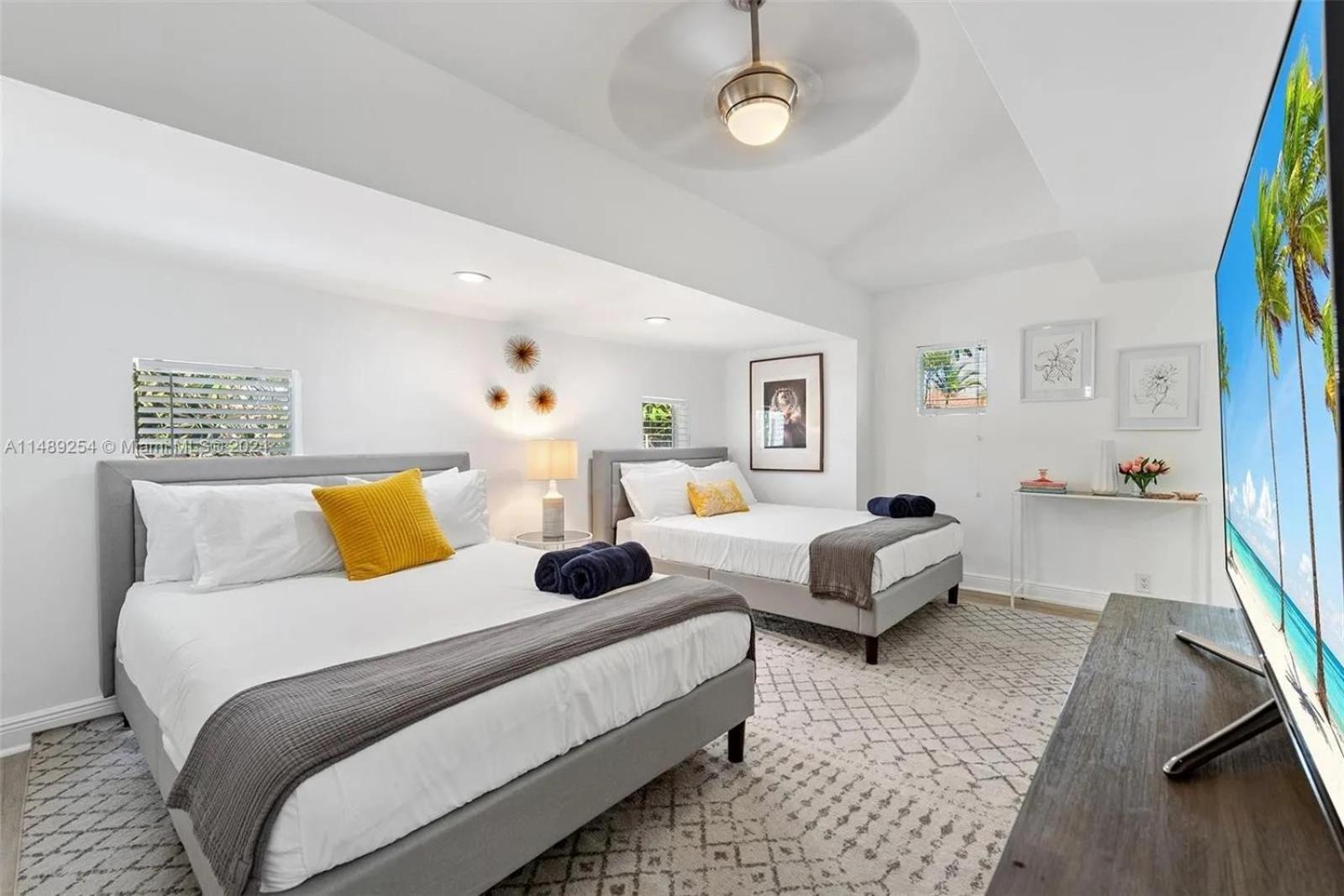 Hashmi Luxury 5bd & 5ba Retreat On North Bay Island *
