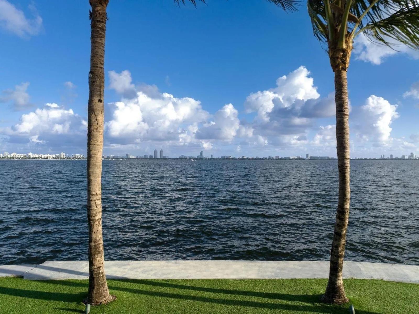 Hashmi Luxury 5bd & 5ba Retreat On North Bay Island * Miami Beach