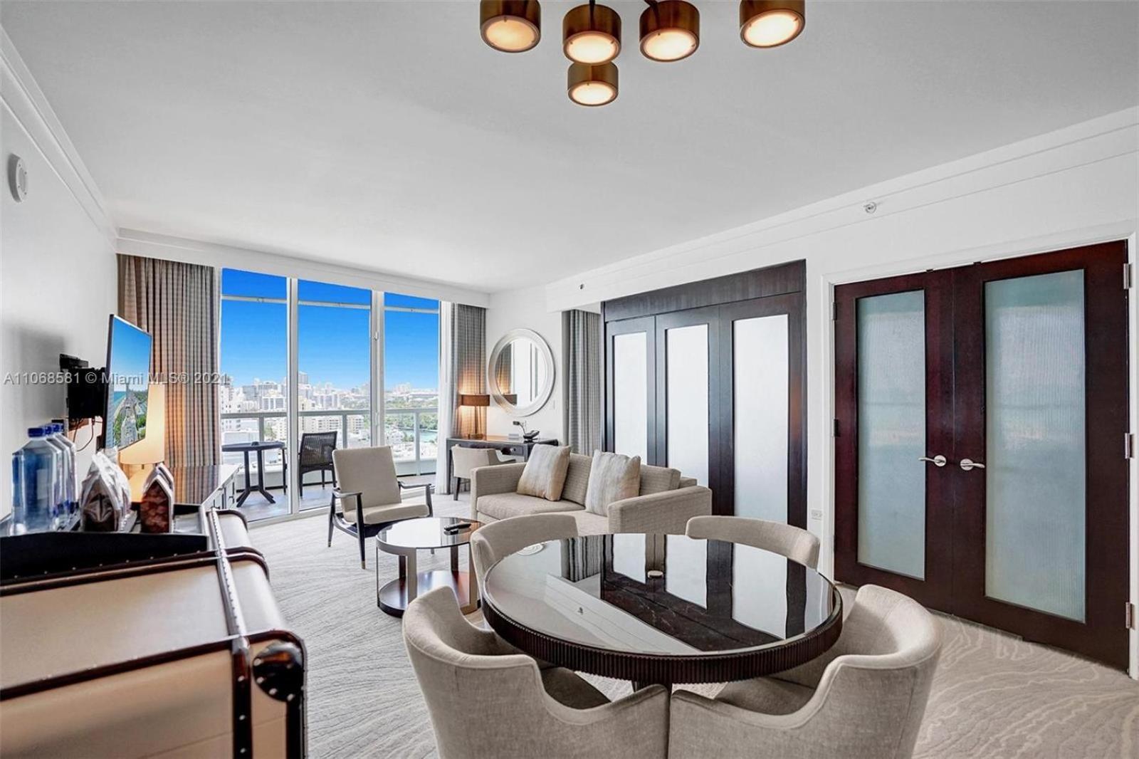 Fontainebleau Miami Hotel 5*