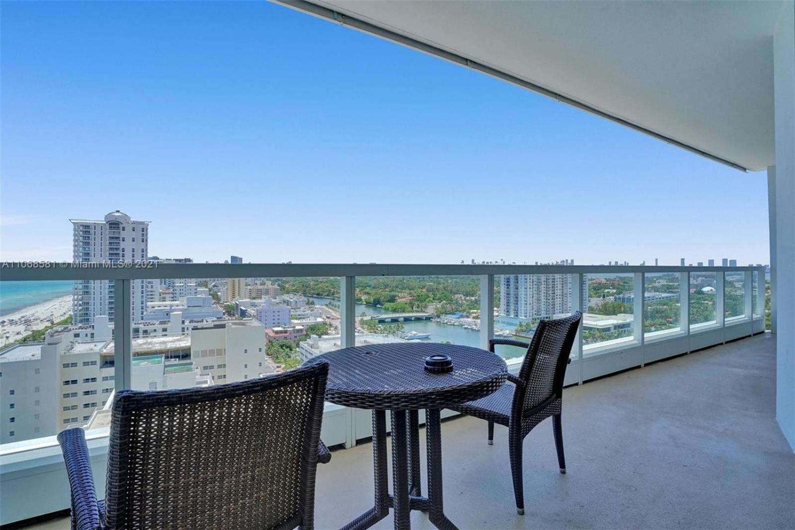 Hotel Fontainebleau Miami 5*