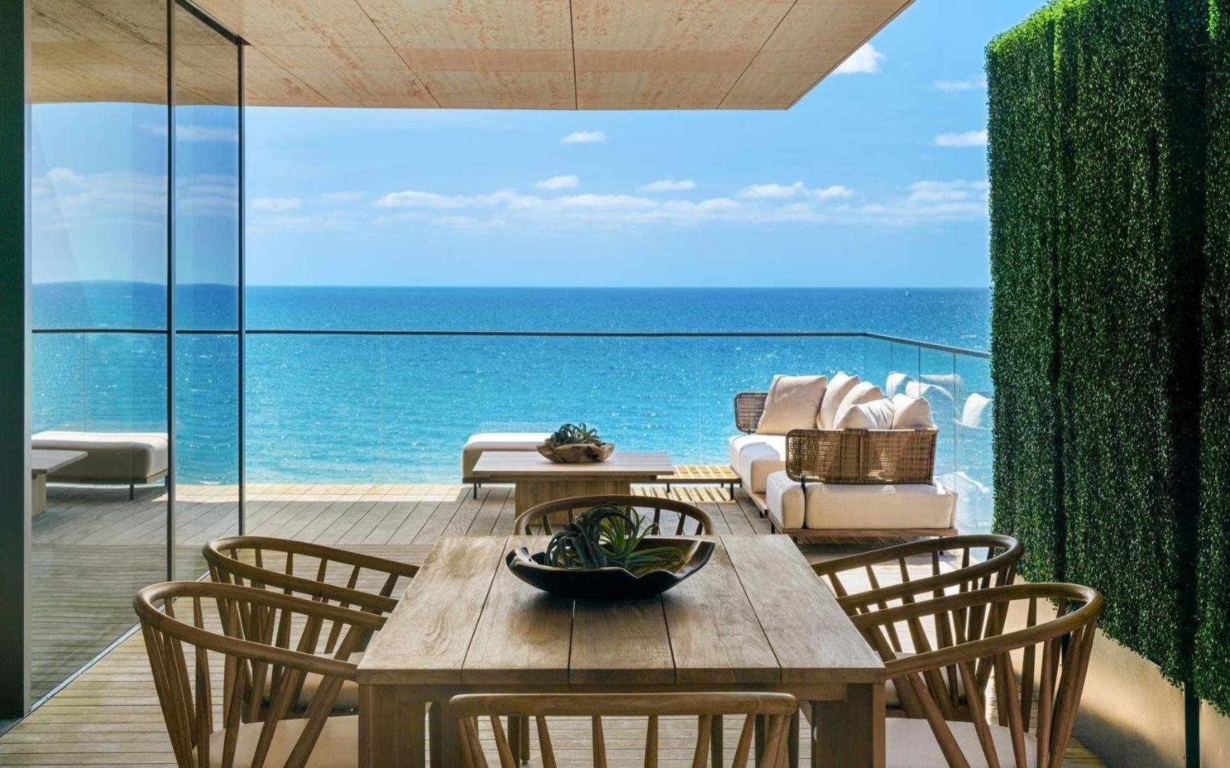 Luxurious Oceanfront Living In Bal Harbour * Miami Beach