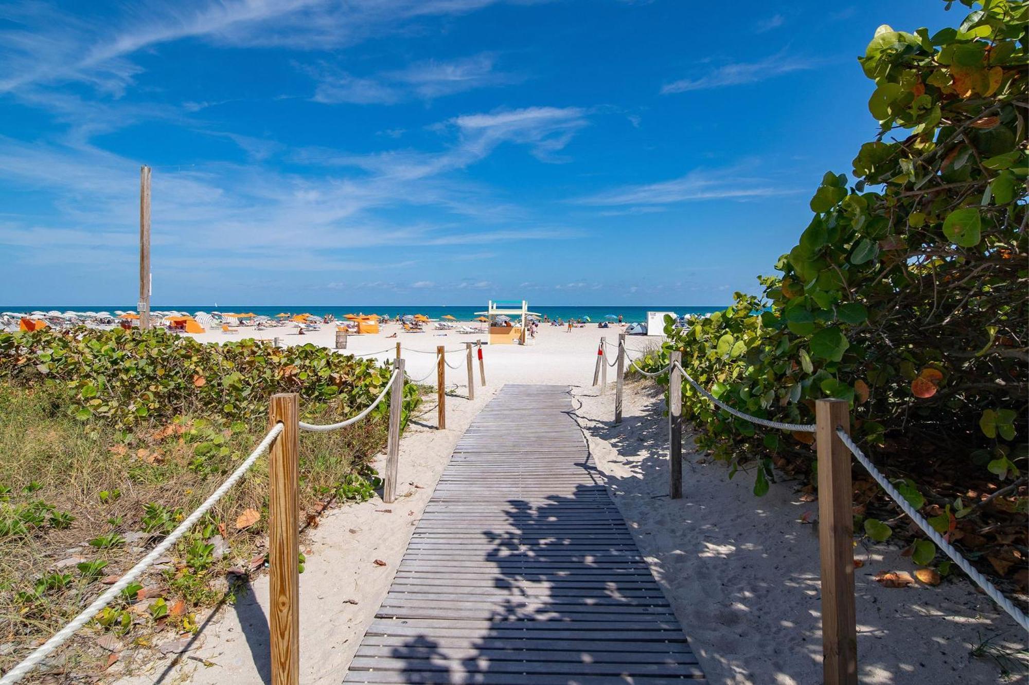 2b/2b, Free Parking, South Beach, 1 Block 2 *