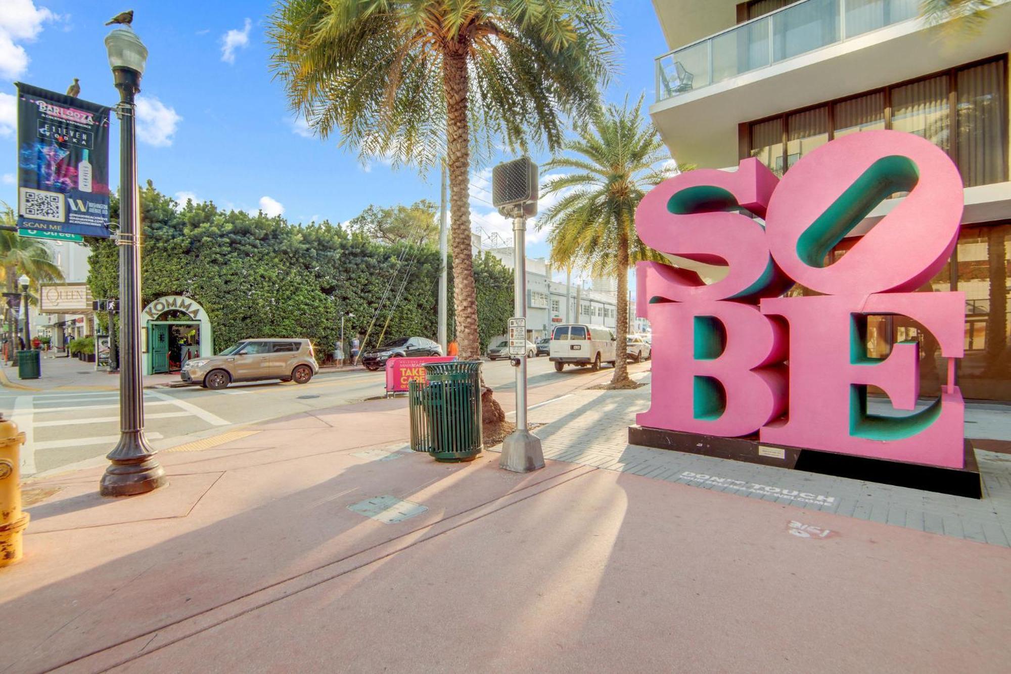 Charming Large Near Ocean Dr - South Apartment