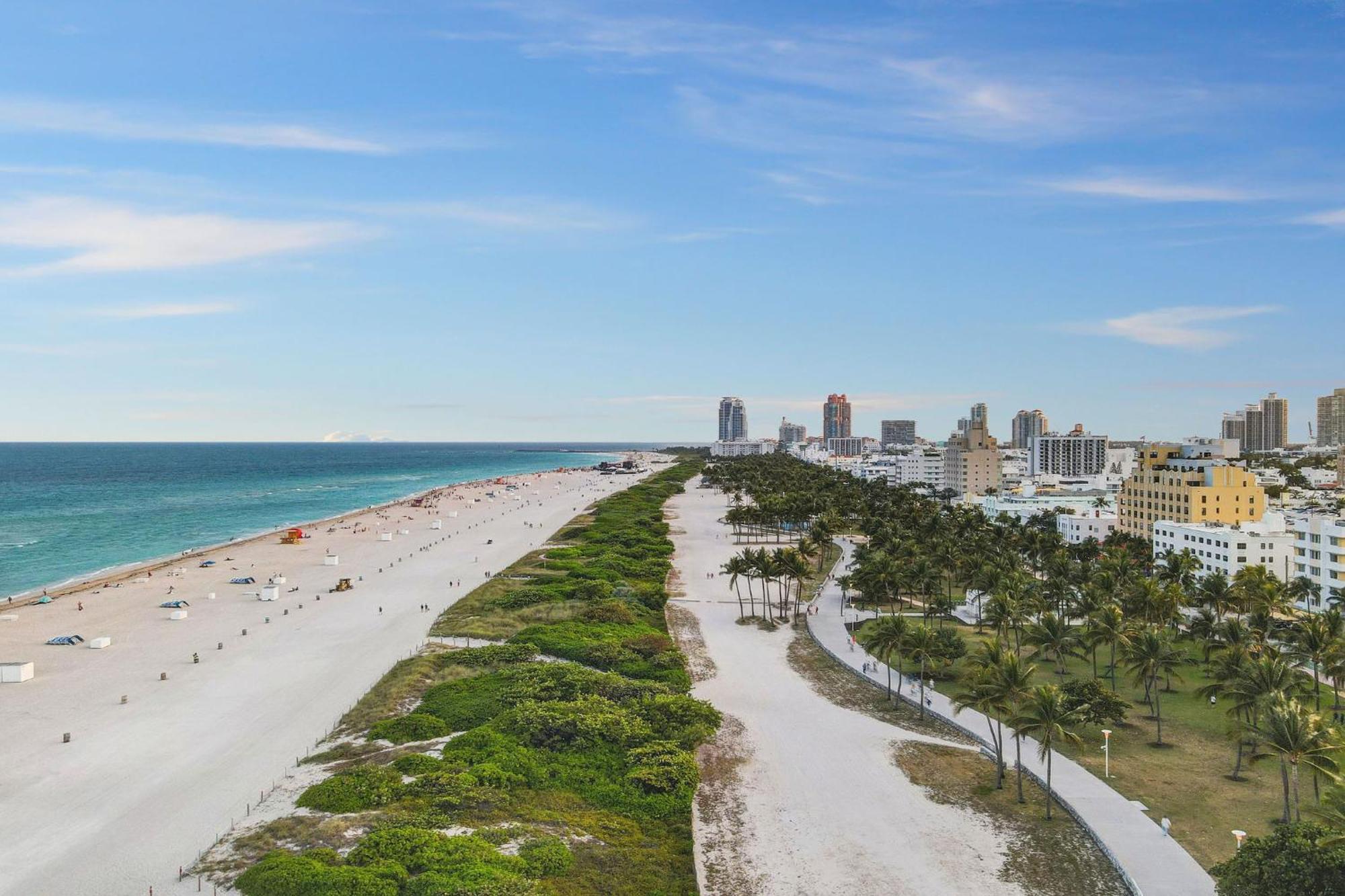 Charming Large Near Ocean Dr - South Apartment Miami Beach