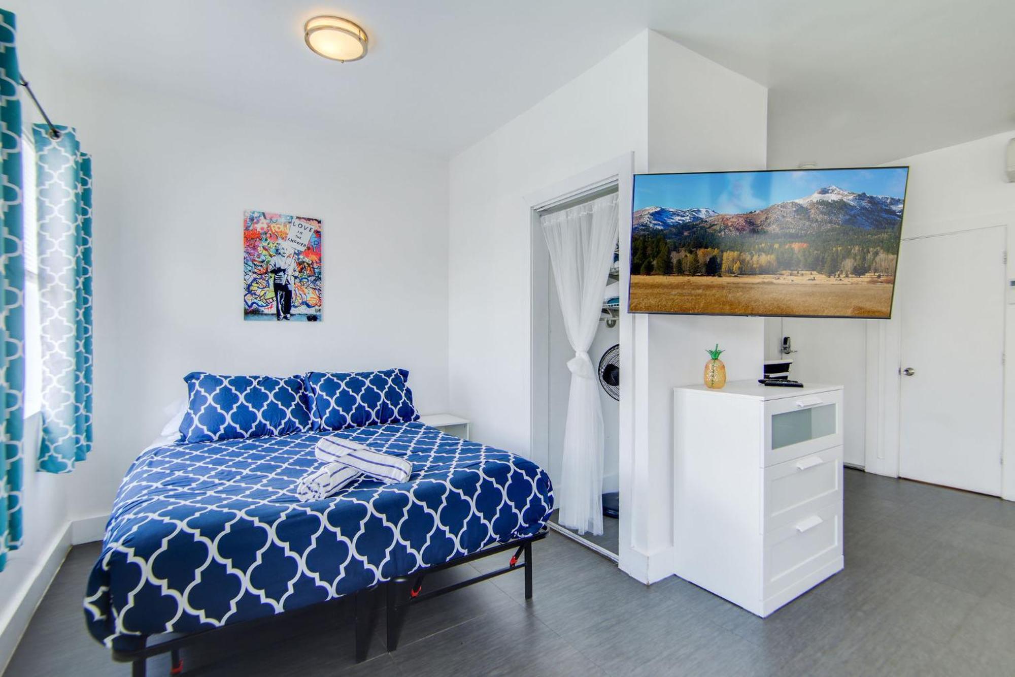 Charming Large Near Ocean Dr - South * Miami Beach