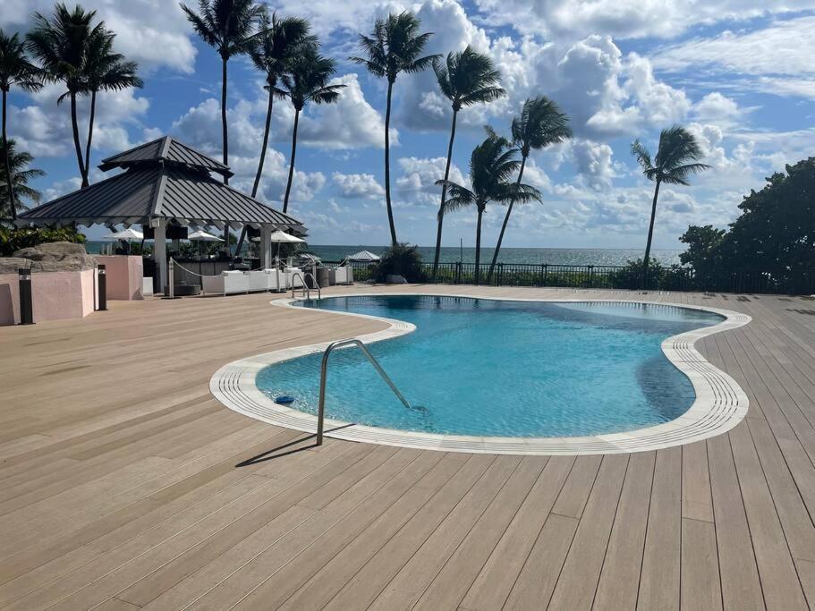 Ocean Front 2 Bedroom And 2 Bathroom At The Alexander * Miami Beach