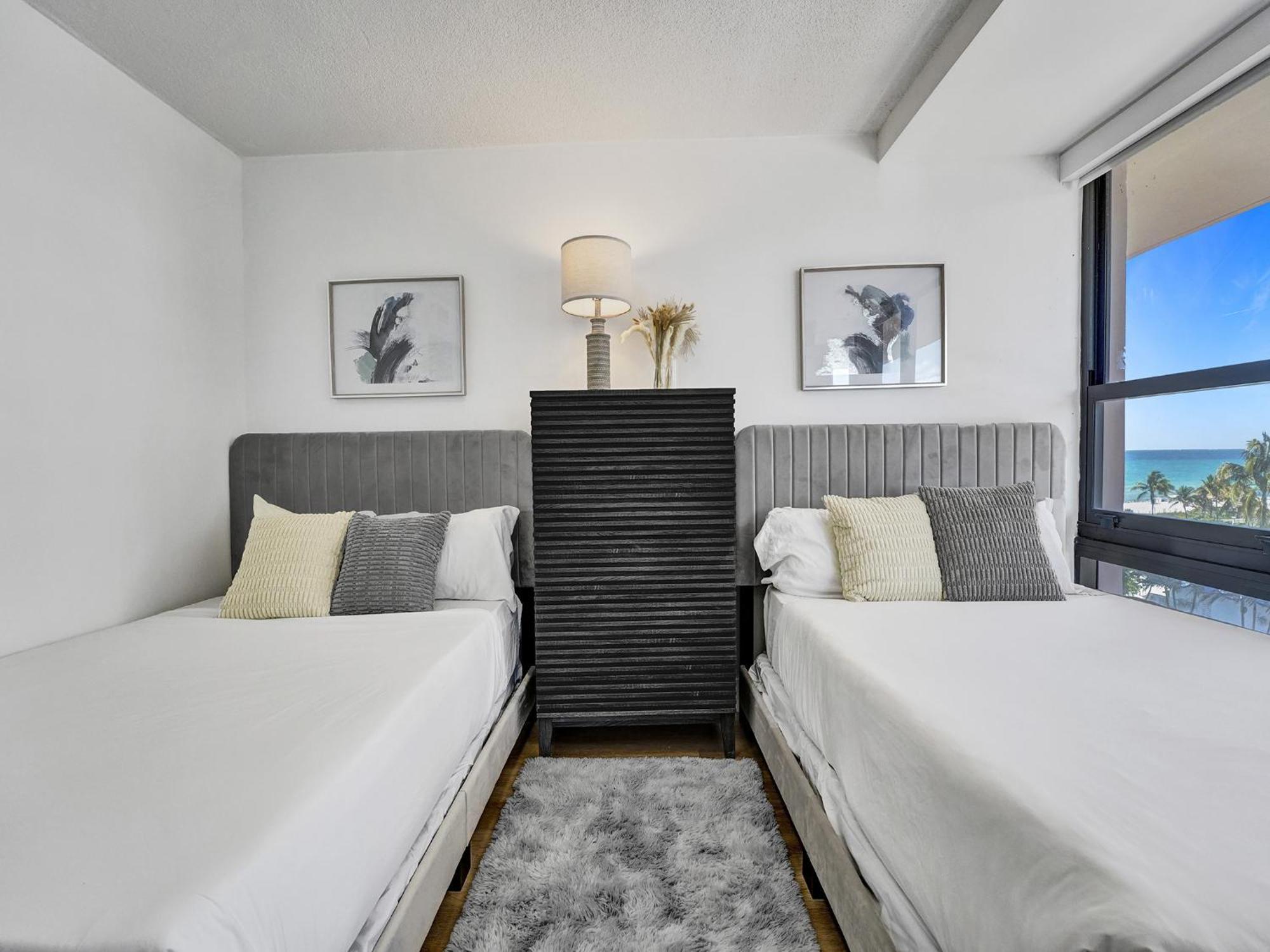 Ocean View 2 Bdrm 2 Ba 709 Apartment Miami Beach