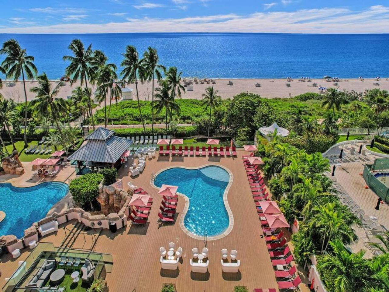 Ocean View 2 Bdrm 2 Ba 709 Miami Beach