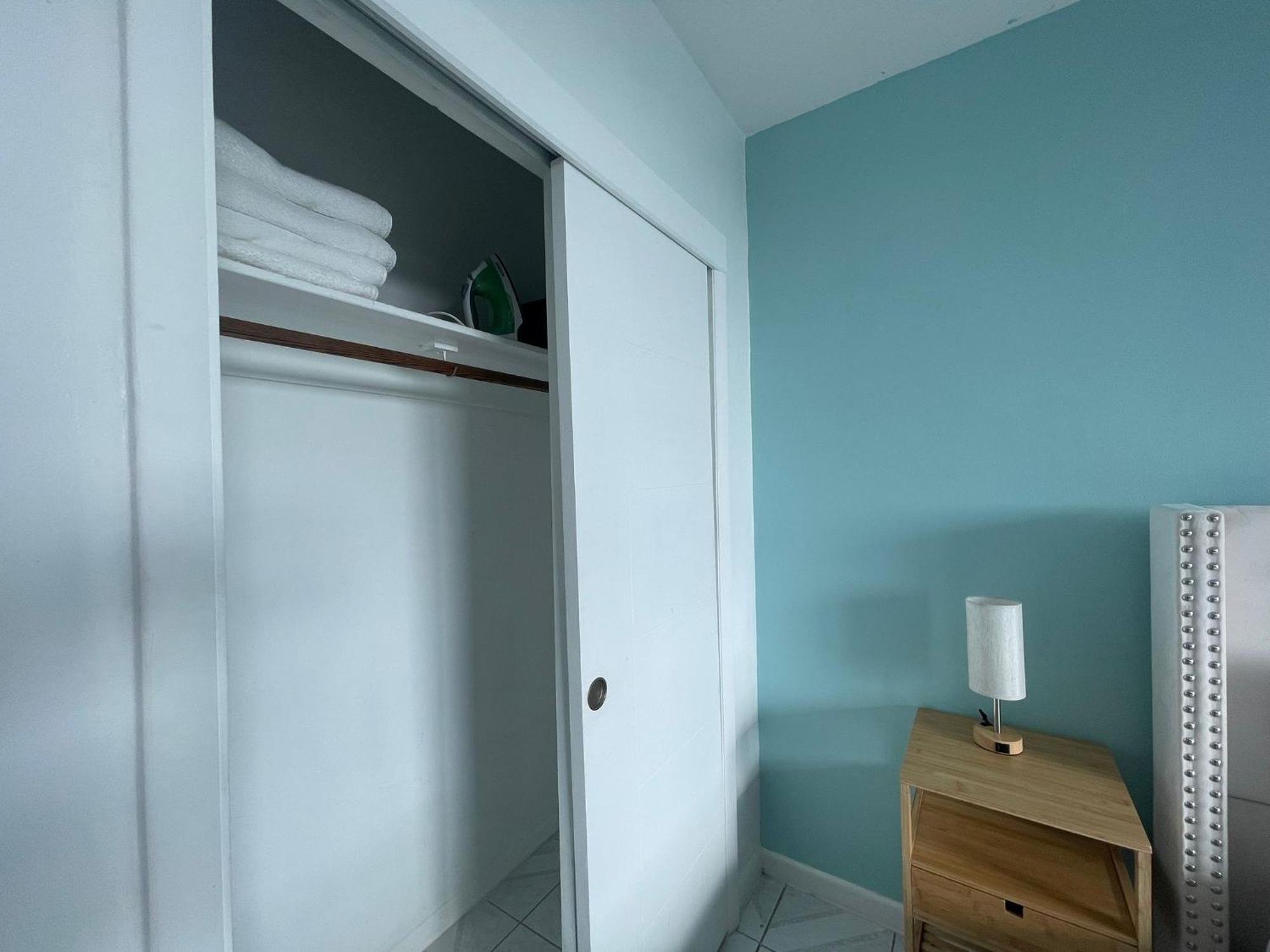 Seastays ~ Oceanfront Apartment *