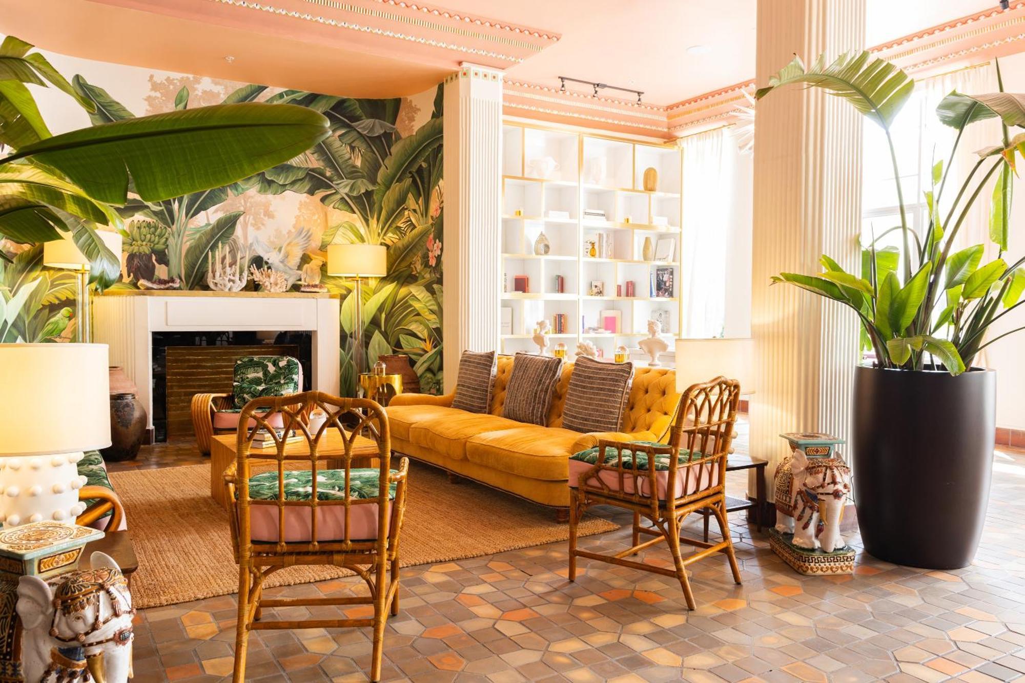 The Savoy & Beach Club 4* Miami Beach