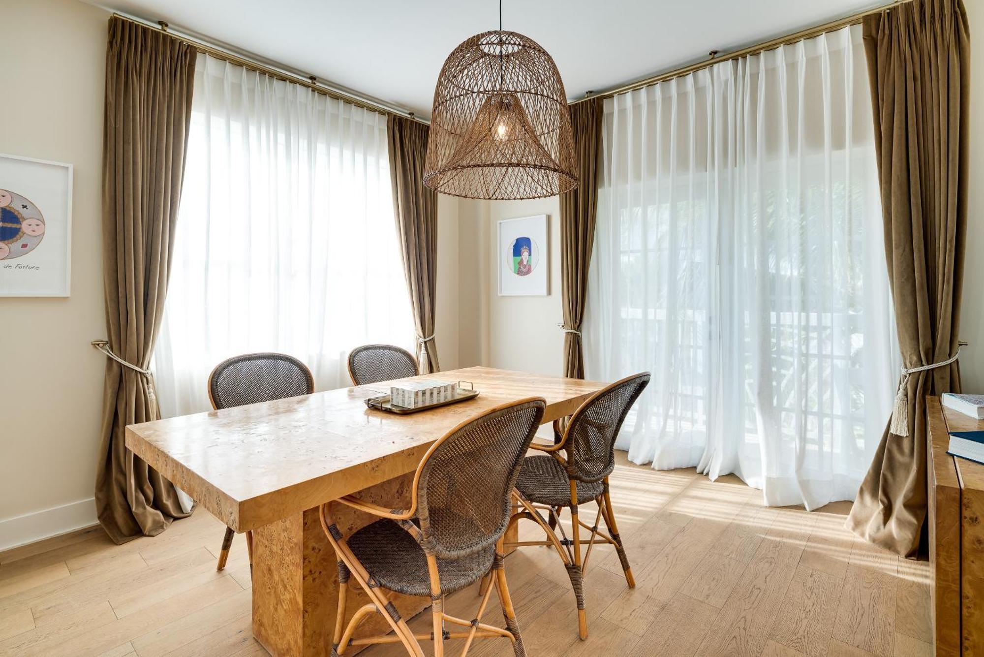 The Savoy & Beach Club Hotel 4*