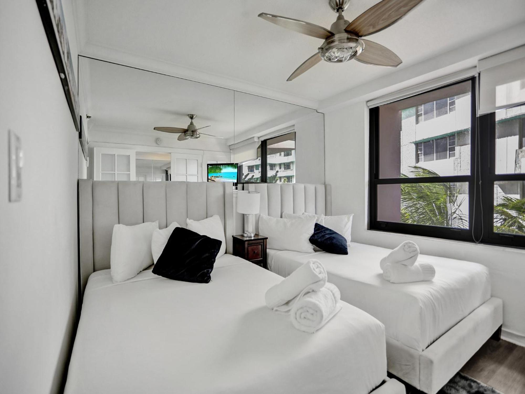 Charming Ocean View Service 516 Miami Beach