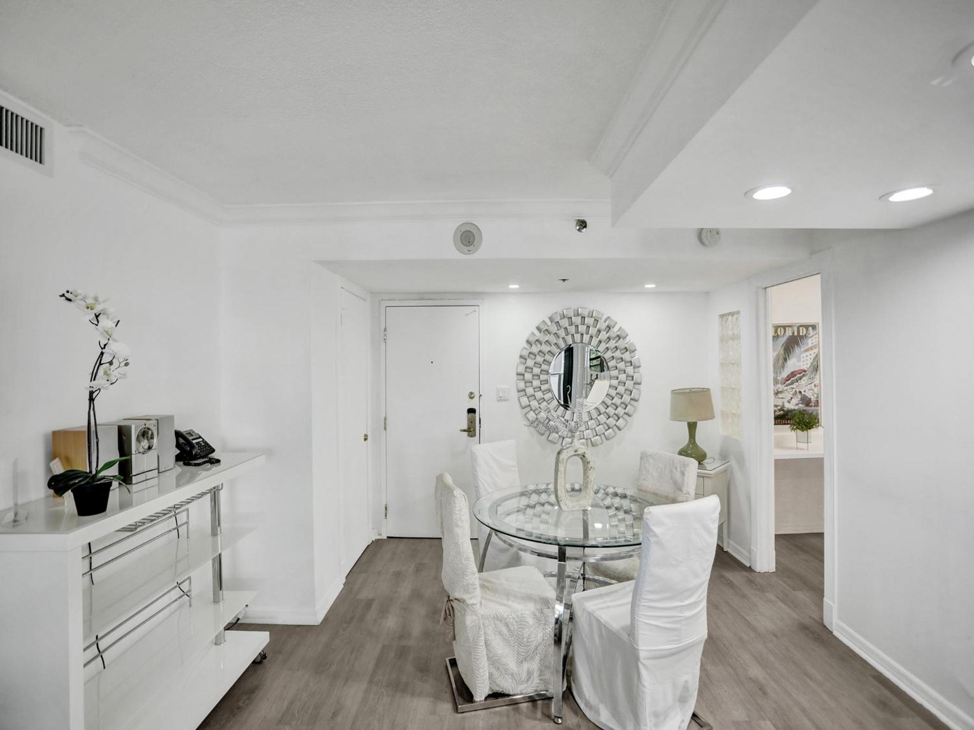 Apartment Charming Ocean View Service 516 Miami Beach