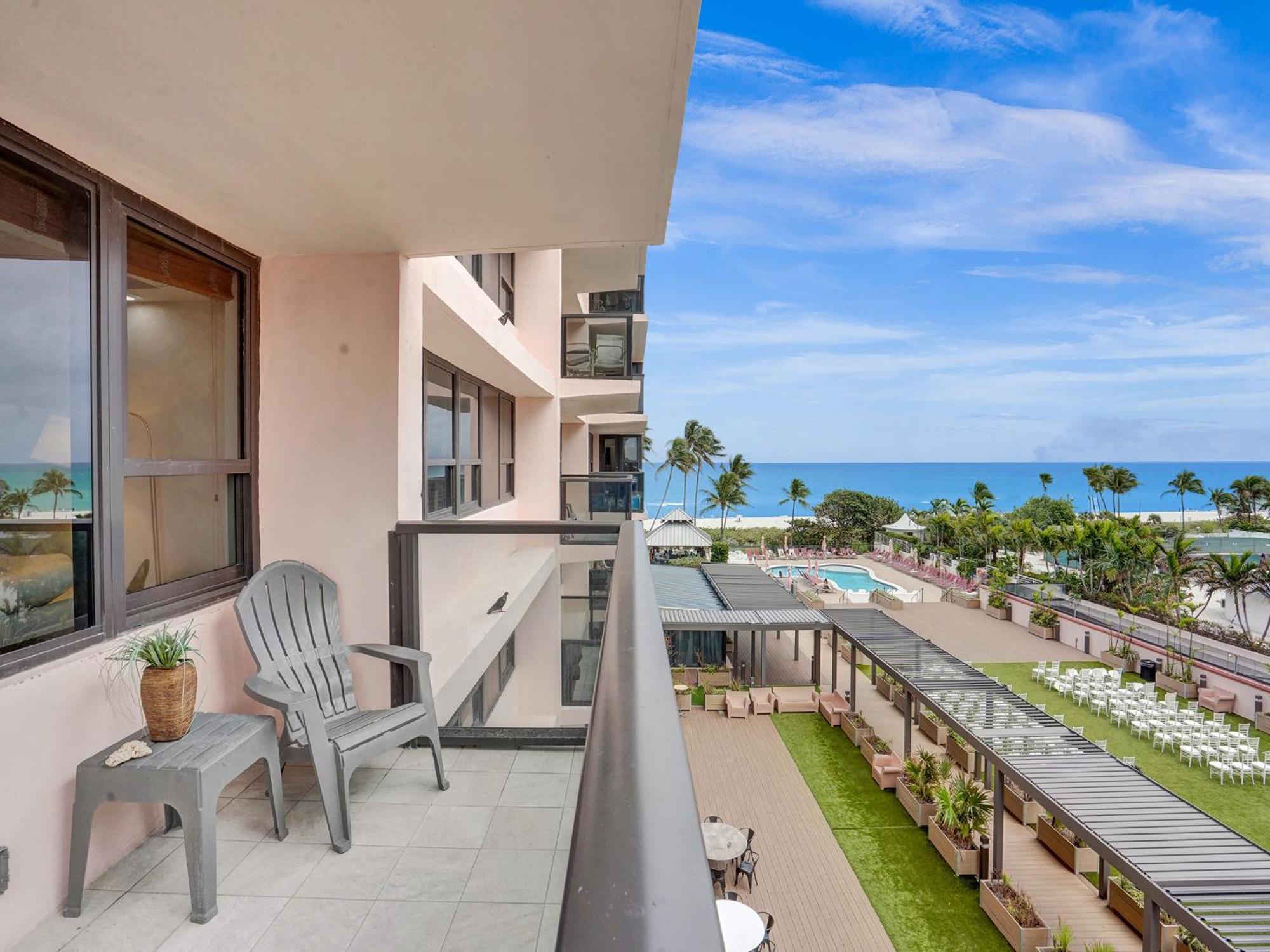 Amazing Ocean View Service 607 Apartment