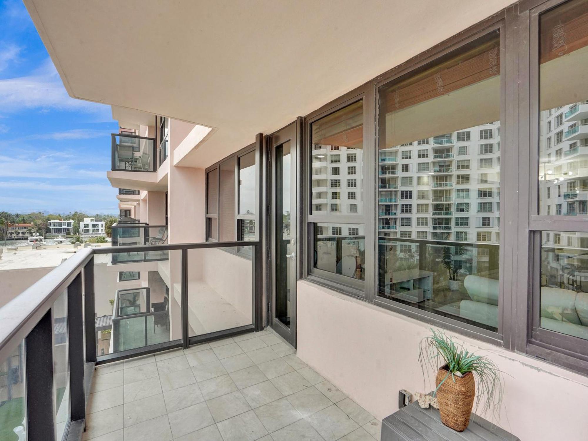 Amazing Ocean View Service 607 Apartment *