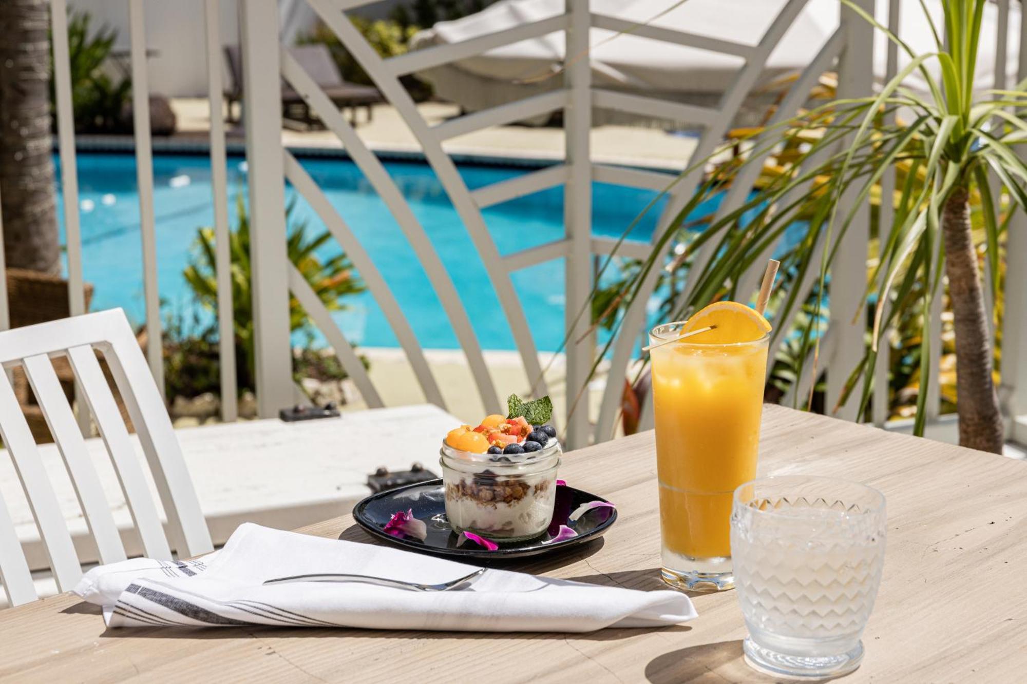 Hotel The Savoy & Beach Club 4*