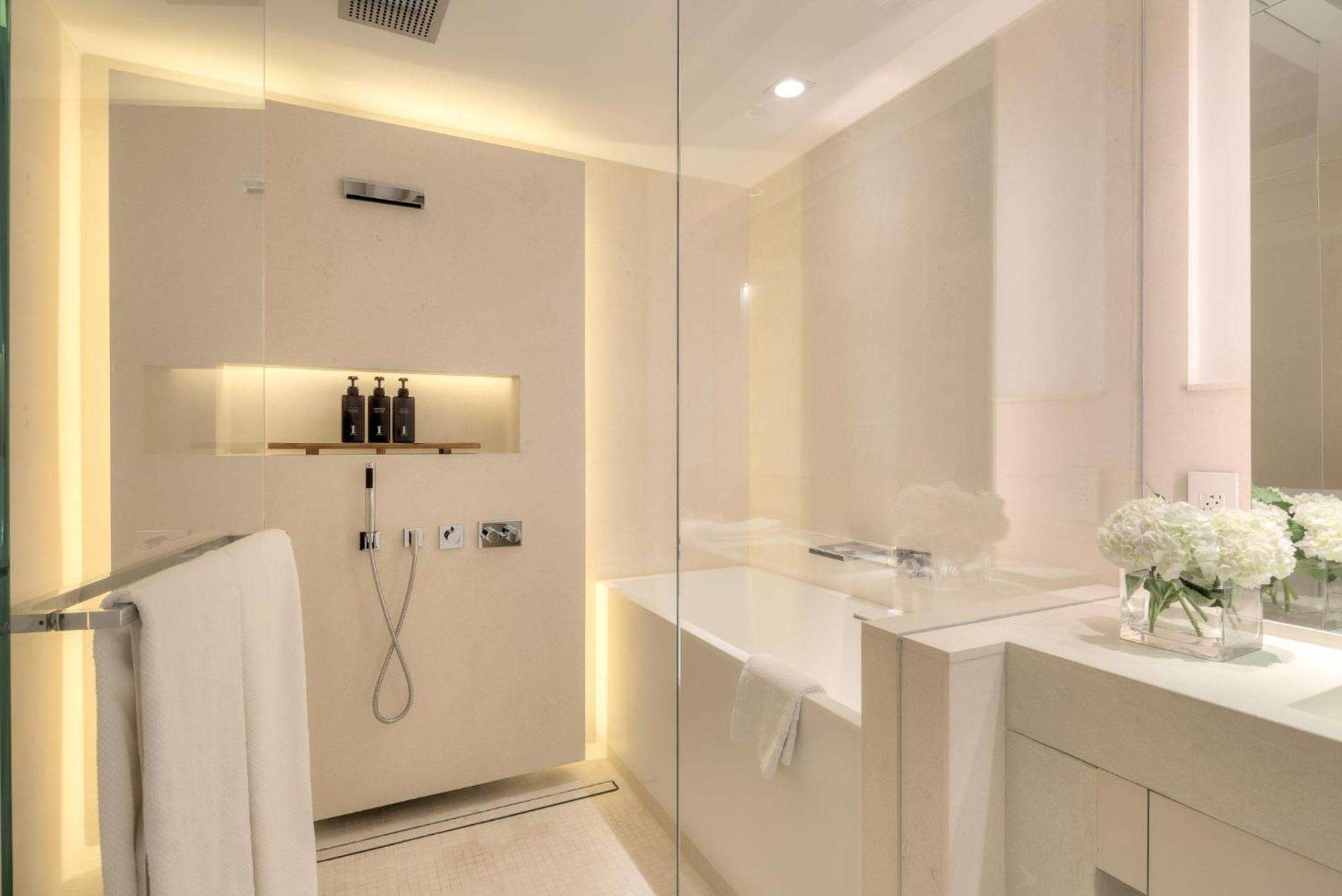 Ultra Luxe Direct Ocean Penthouse At 1 Miami Beach