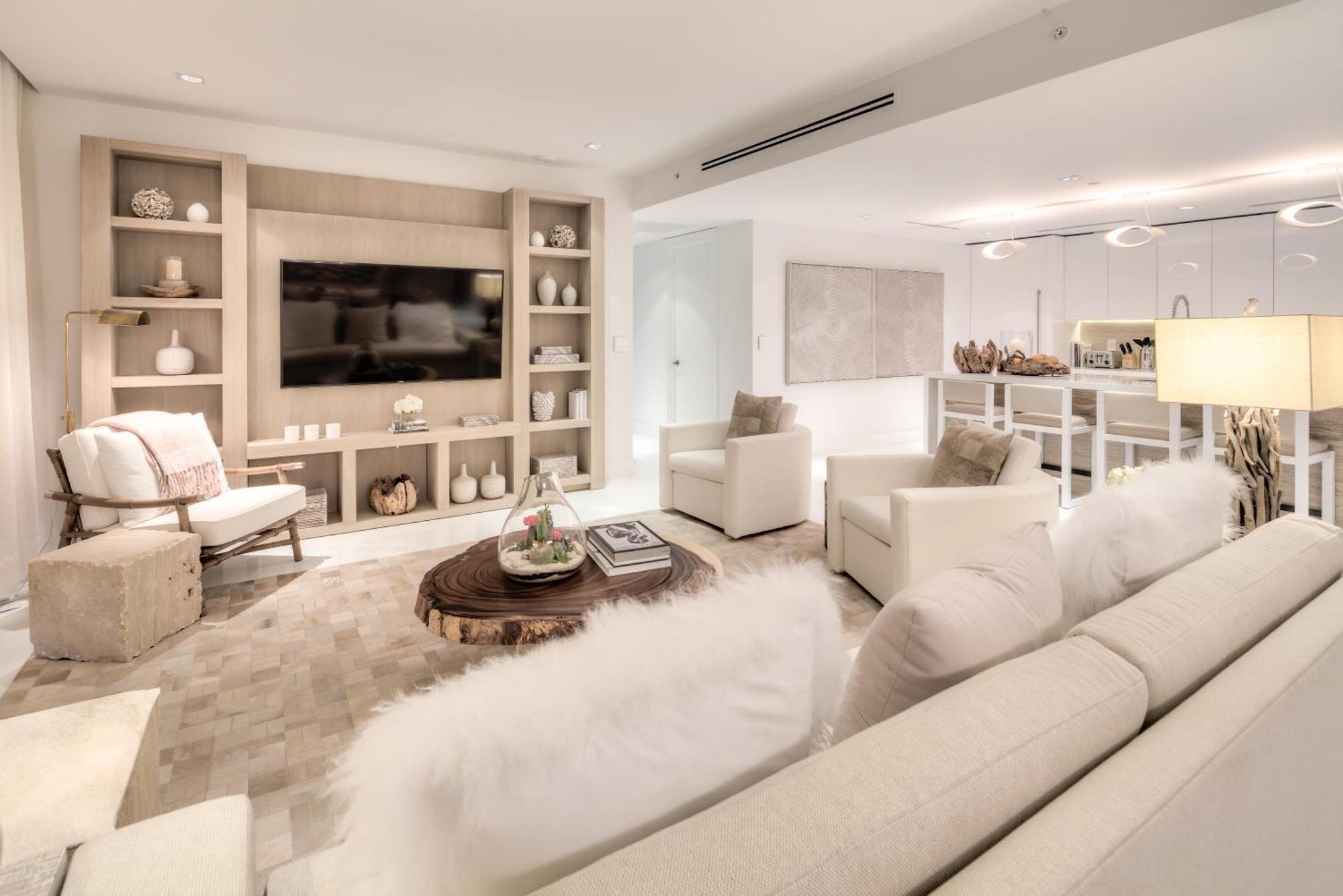 Resort Ultra Luxe Direct Ocean Penthouse At 1
