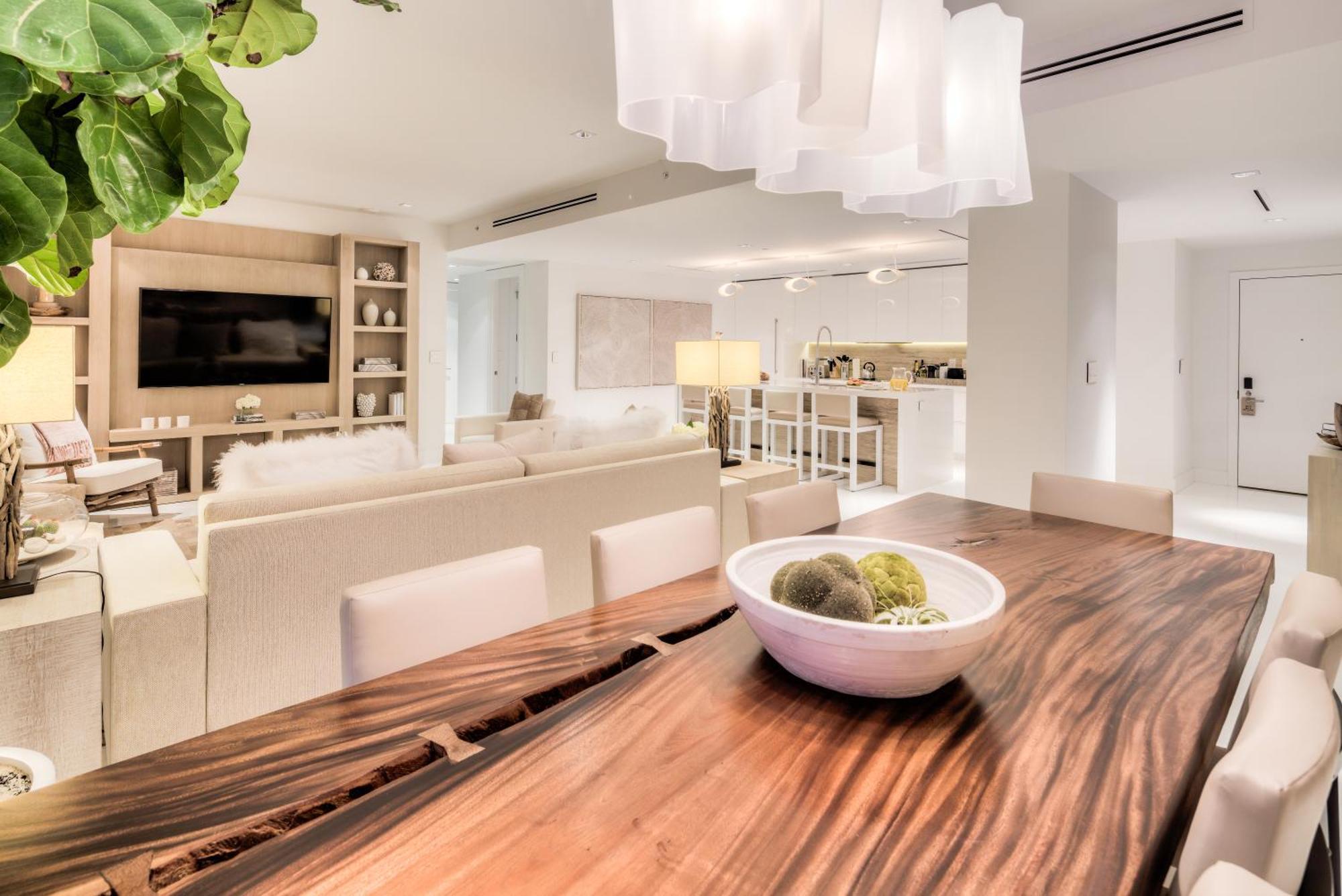 Resort Ultra Luxe Direct Ocean Penthouse At 1
