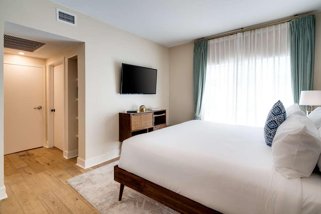 Hotel The Savoy & Beach Club 4*