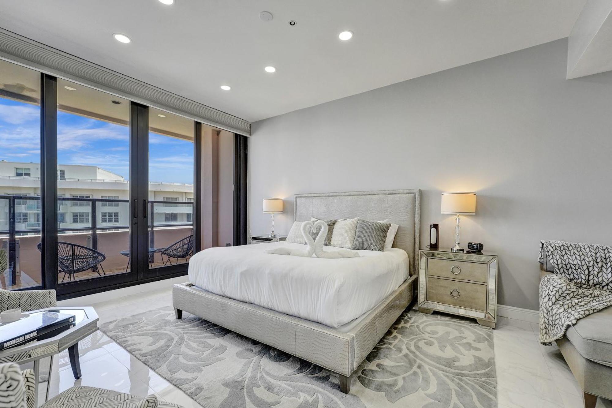 Luxury Penthouse 3br 3ba Oceanfront Ph7 * Miami Beach
