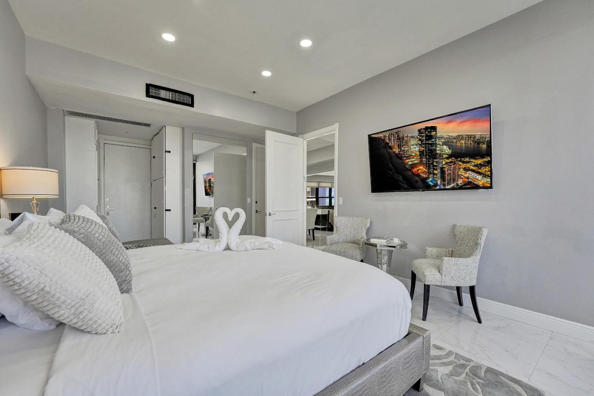 Apartment Luxury Penthouse 3br 3ba Oceanfront Ph7 Miami Beach