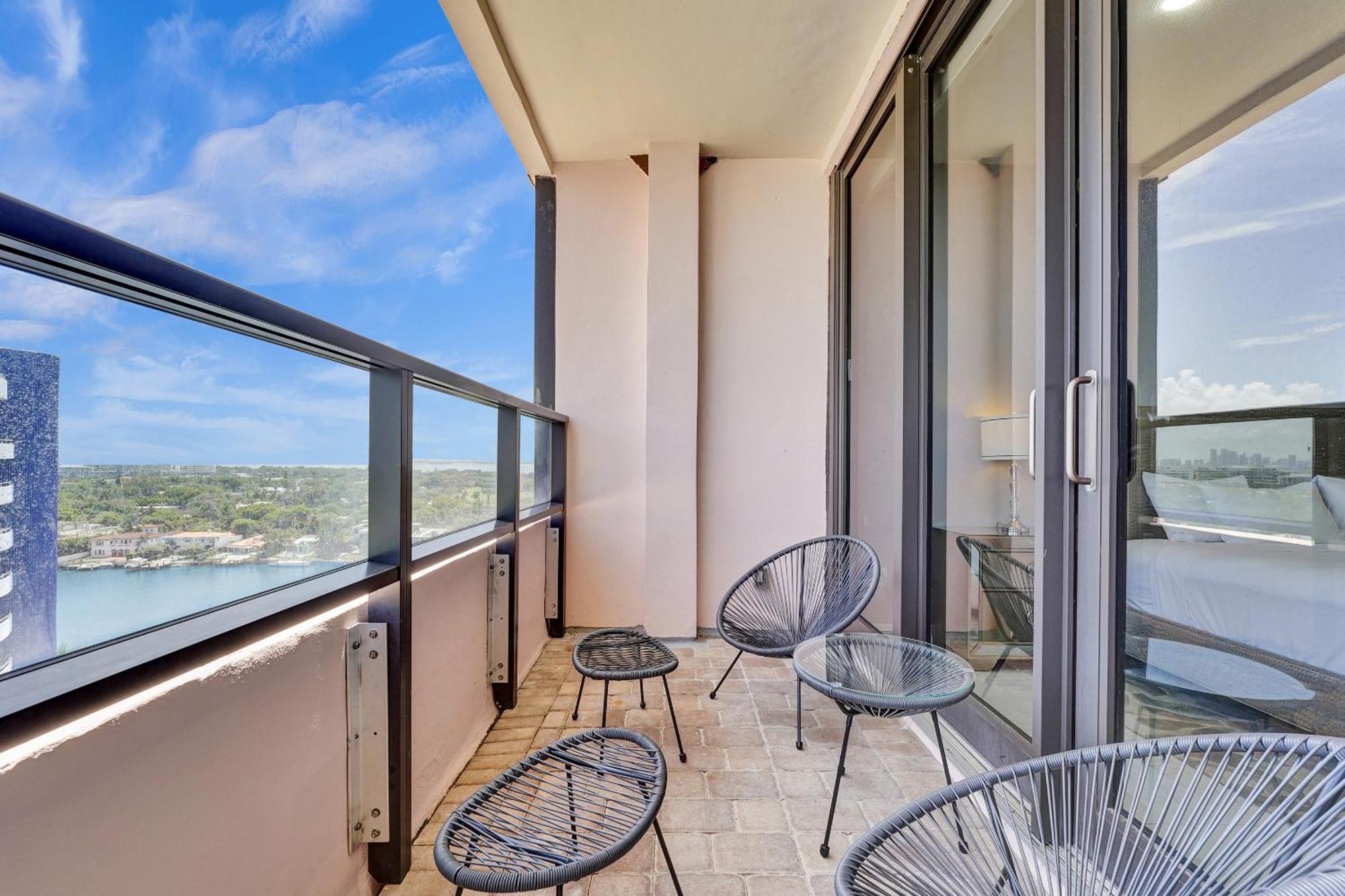 Luxury Penthouse 3br 3ba Oceanfront Ph7 Apartment