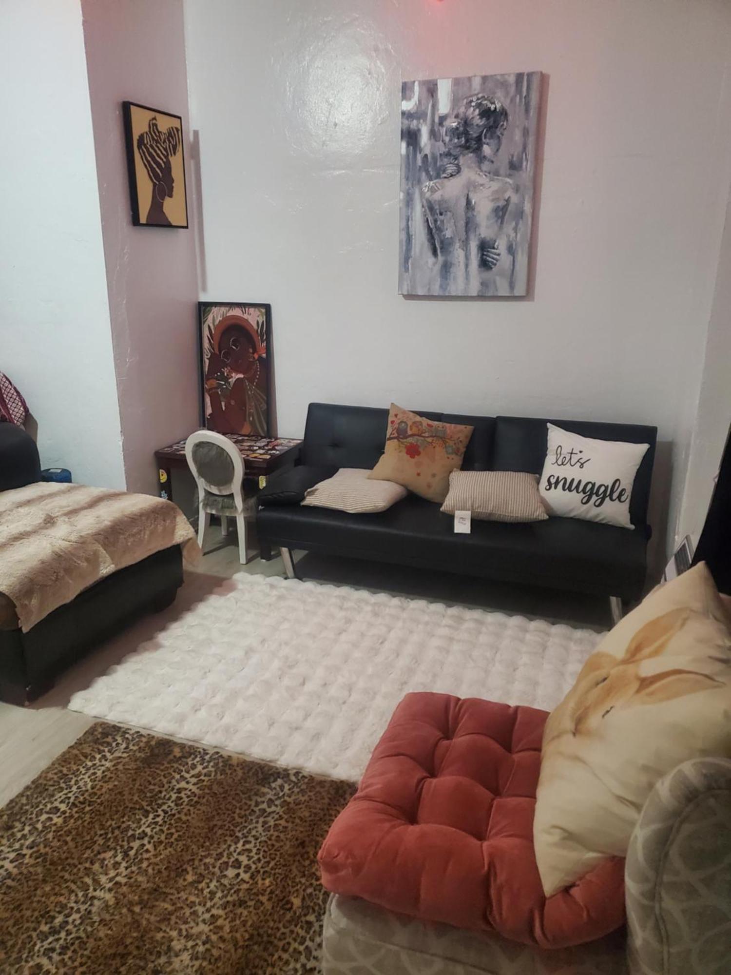 South Beach Fun 420 Friendly Apartment *