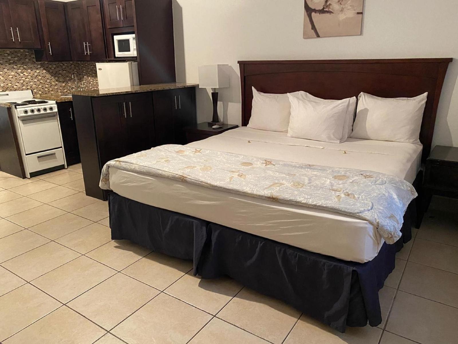 Ocean Front Casablanca With Full Kitchens & Access By Bl Miami Beach