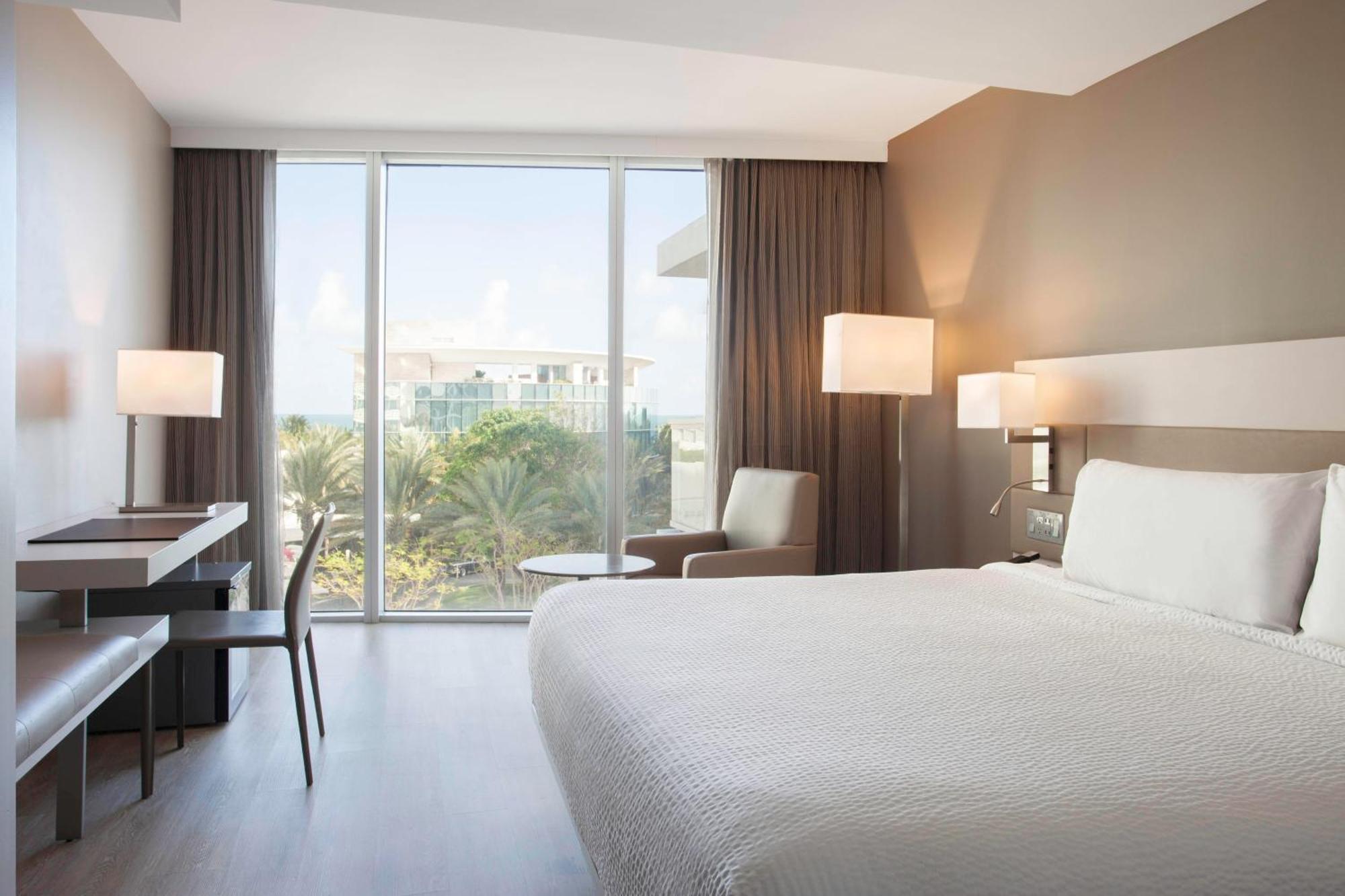 Ac Hotel By Marriott Miami Beach Hotel