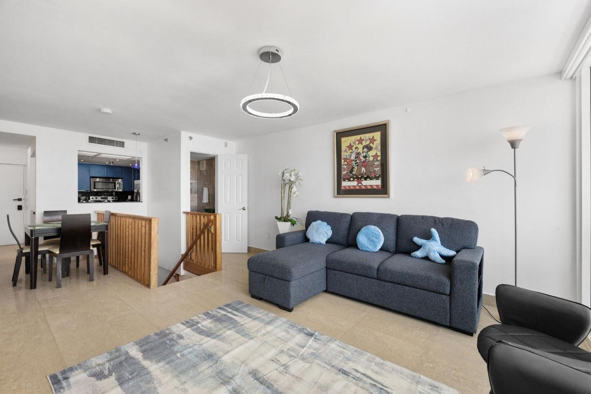 Miami Beachfront Oasis With Stunning Ocean Views * Miami Beach