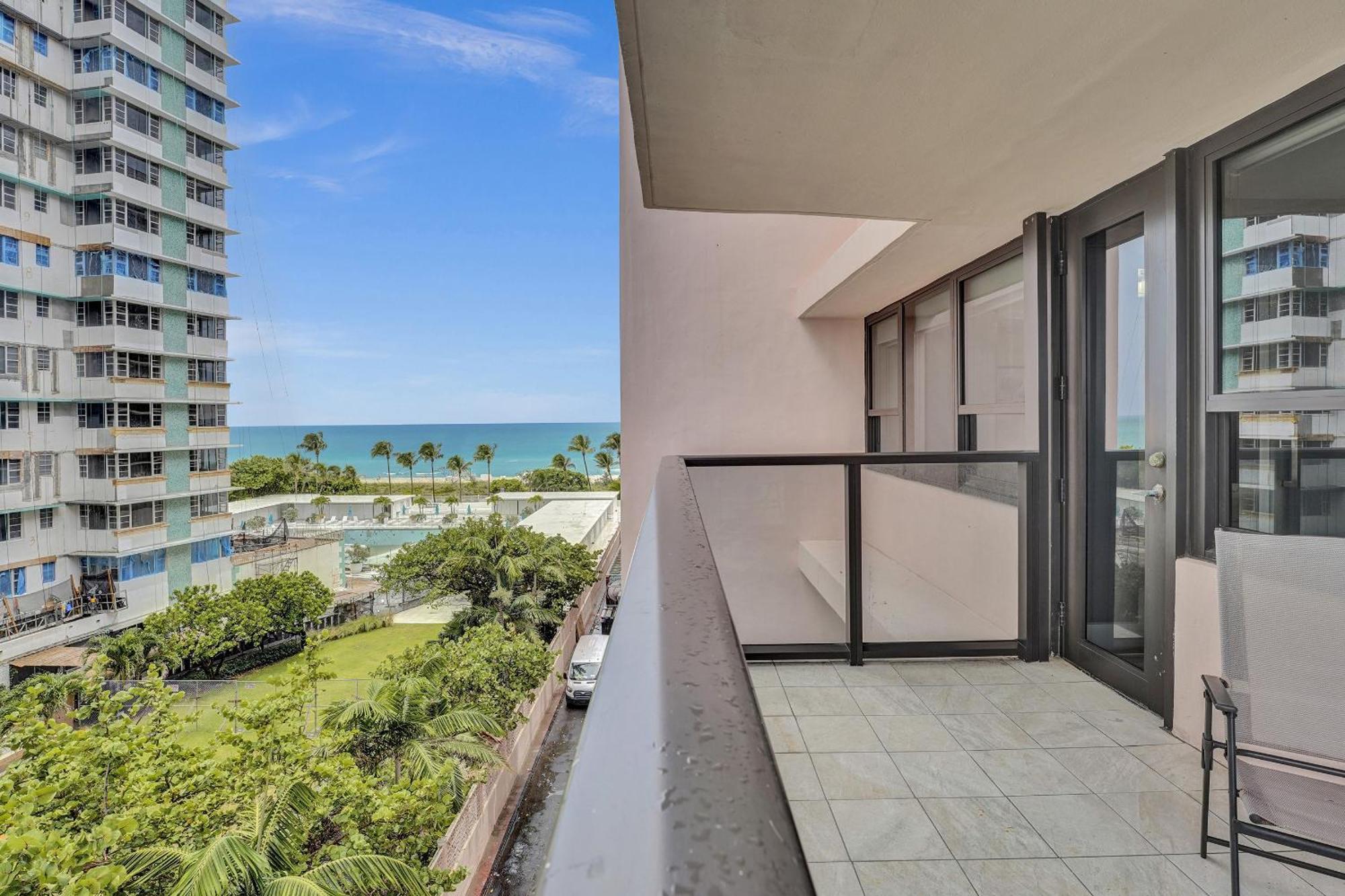 Ocean View Elegant 2bdr 2ba Access 714 Miami Beach
