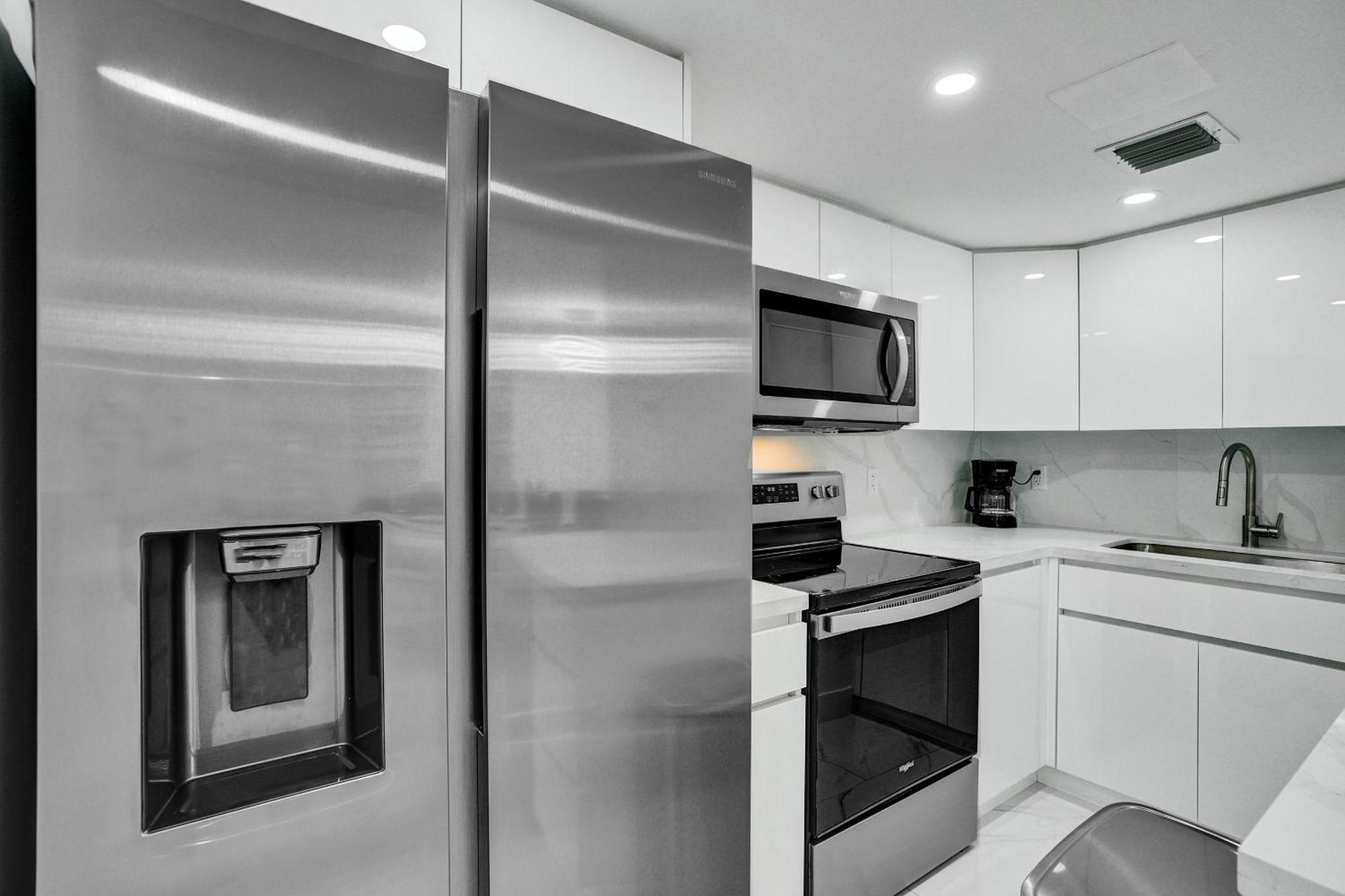 Apartment Ocean View Service 808 Miami Beach