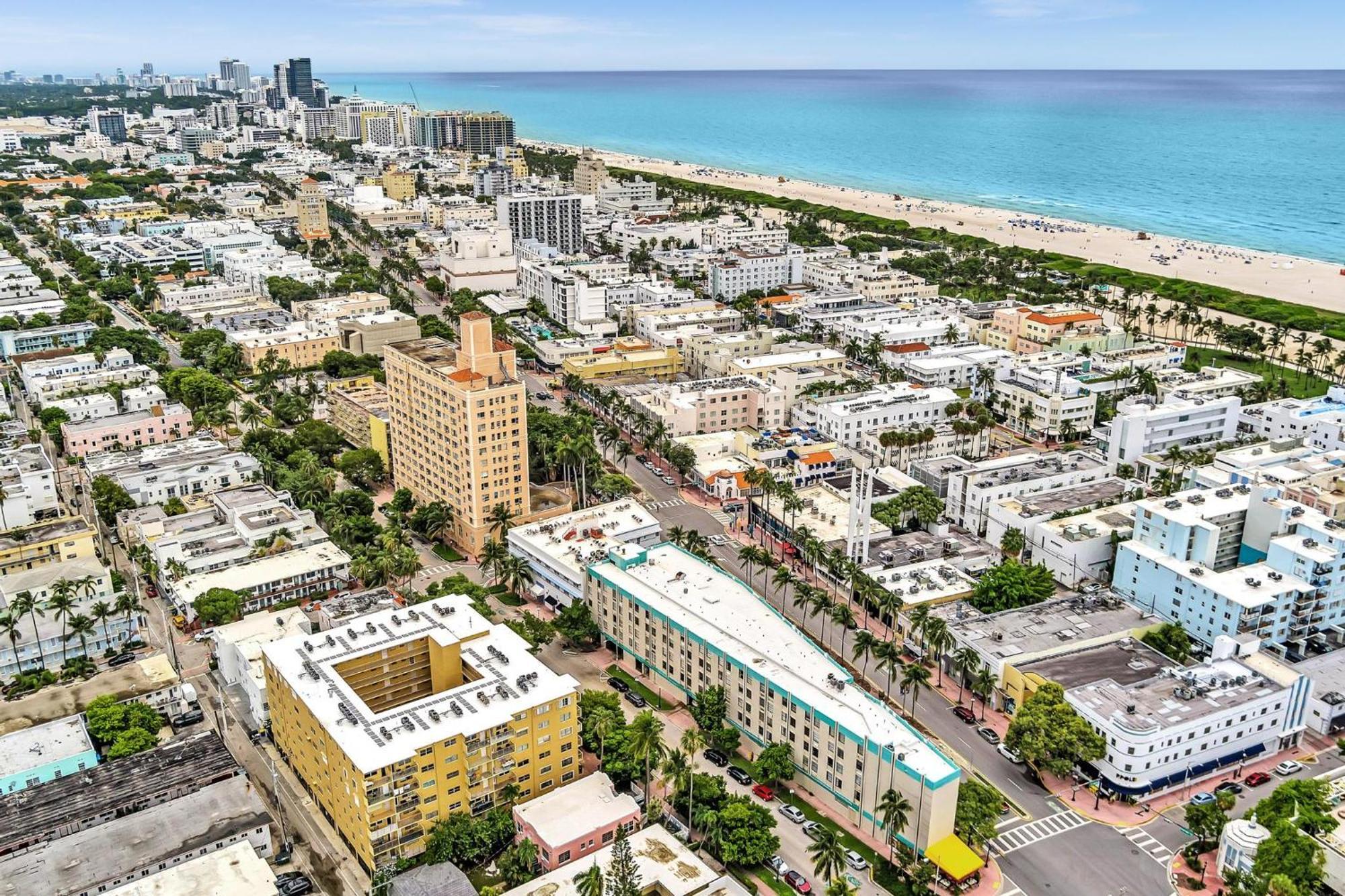 Lovely In The Heart Of South Miami Beach