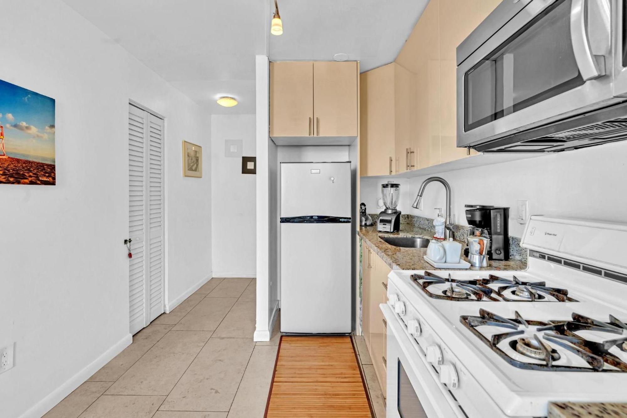Lovely In The Heart Of South Apartment