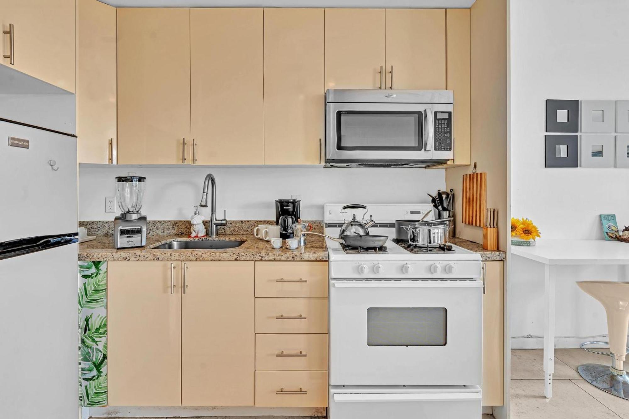 Lovely In The Heart Of South Apartment *