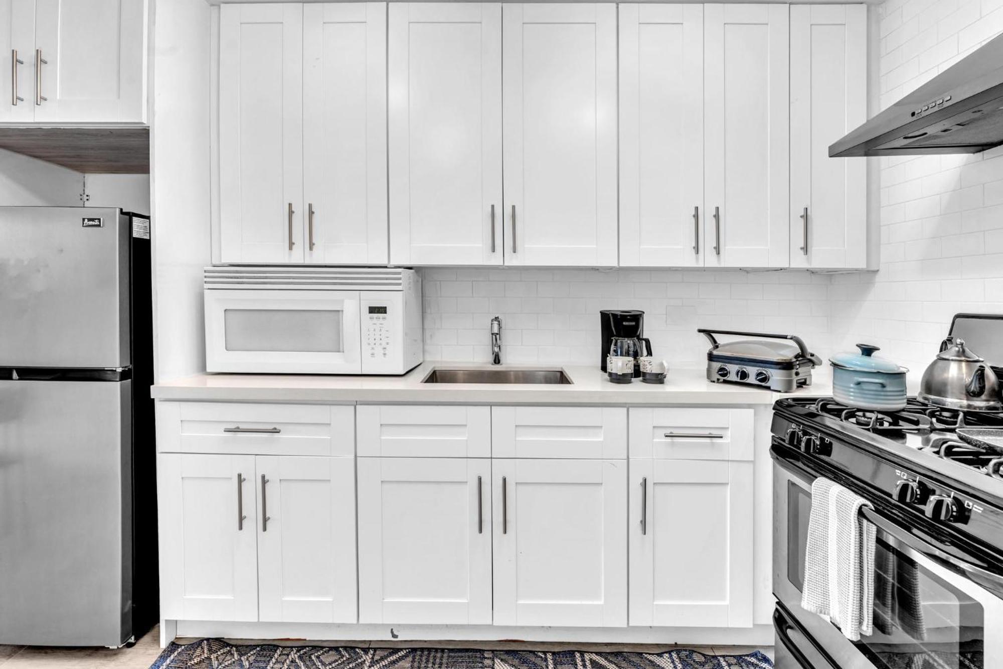 Apartment Deluxe Modern 1 Bedroom In South *