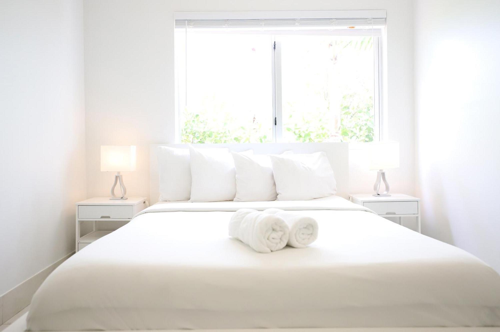 3 Minute Walk To Family Friendly Free Parking * Miami Beach