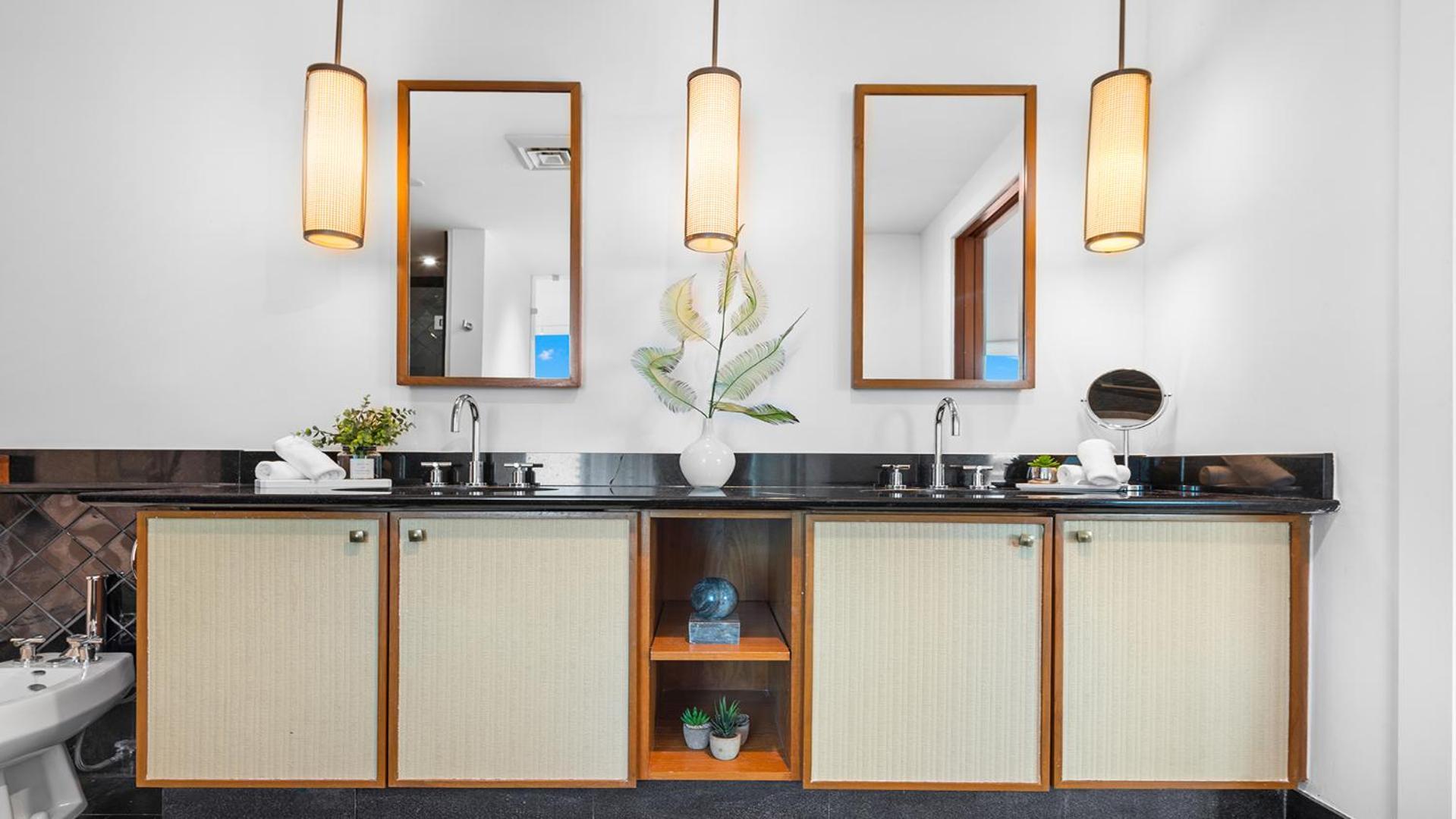 Oceanview Private Townhouse At The Setai 1505-thb