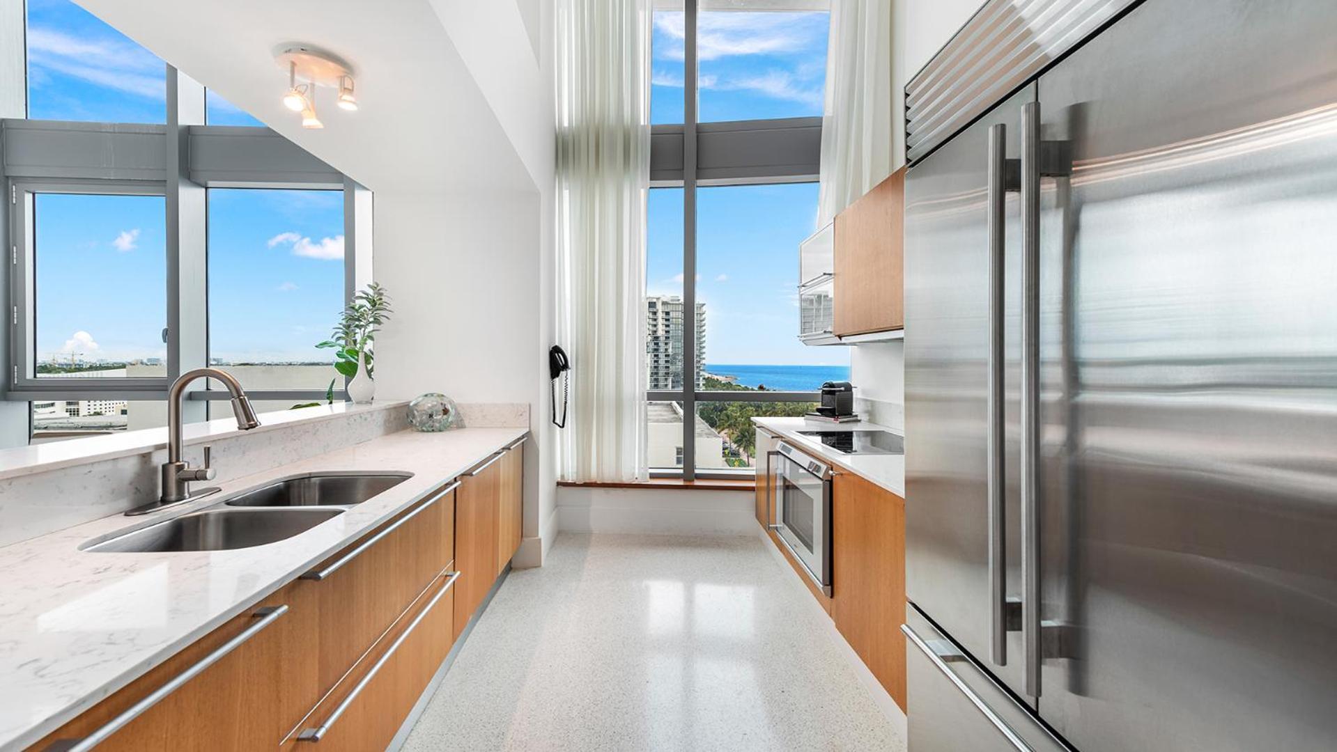 Oceanview Private Townhouse At The Setai 1505-thb *