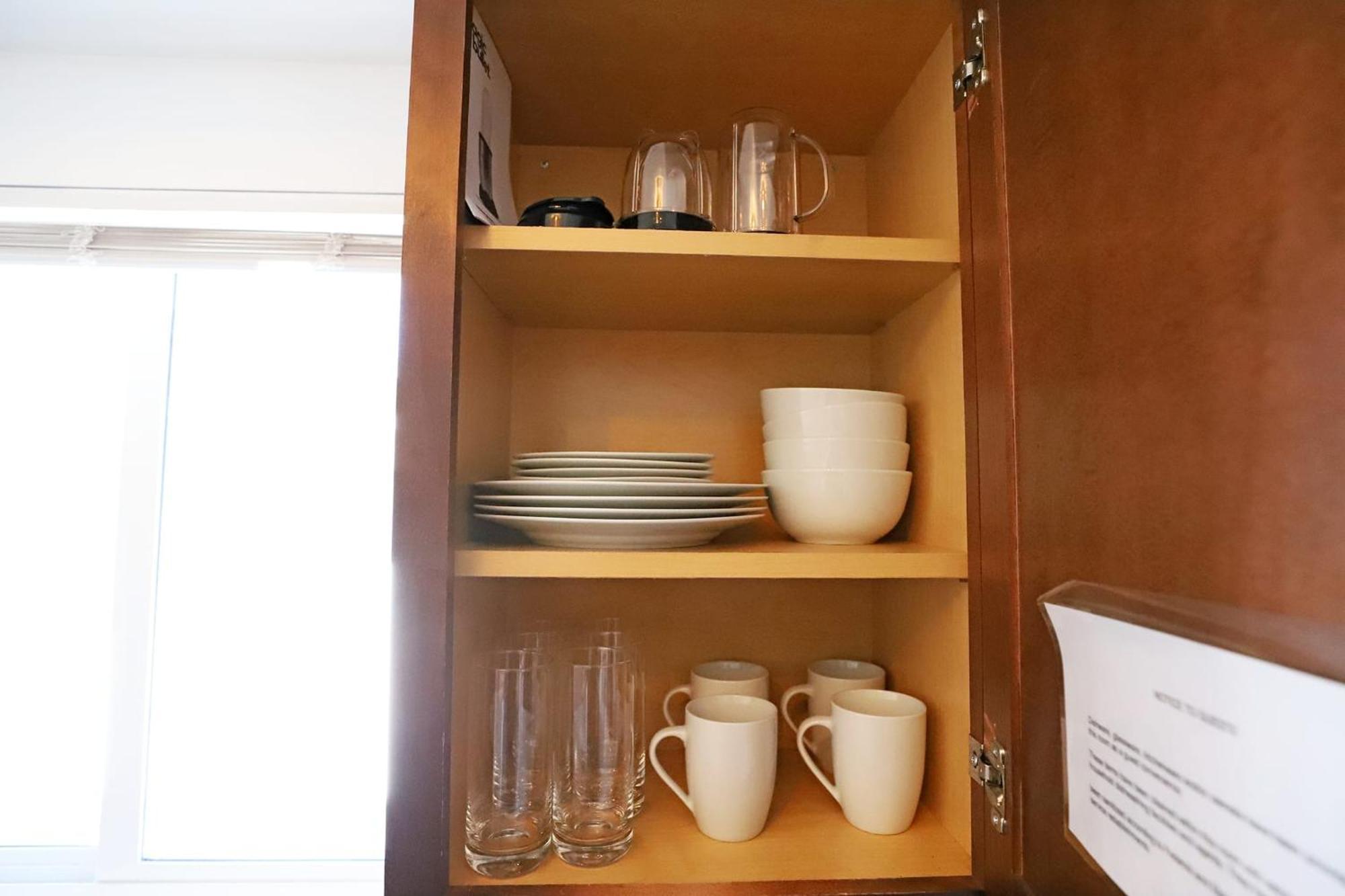 With Private Patio Free Parking Family Friendly No Pet Fee Apartment *