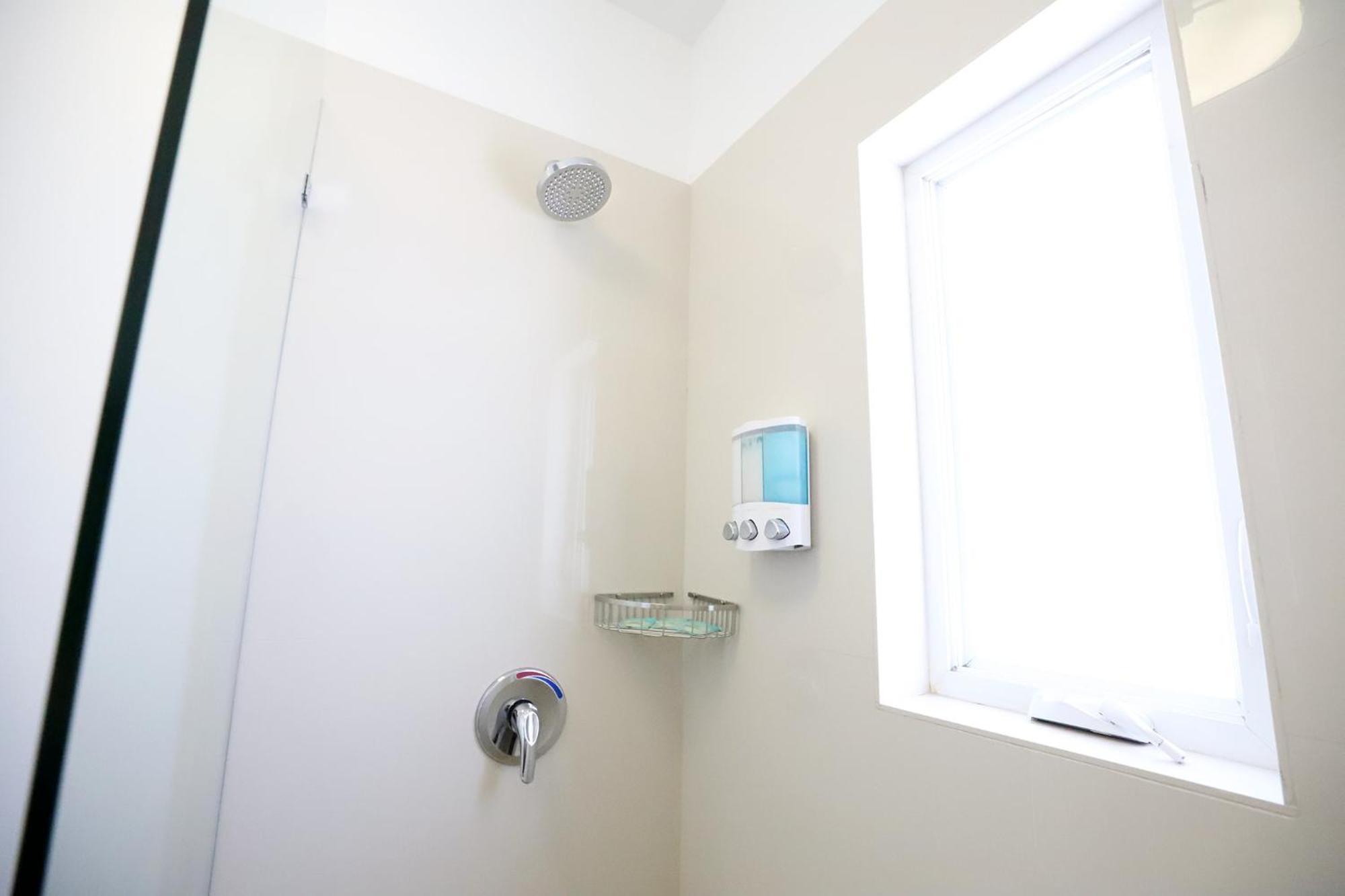 Apartment With Private Patio Free Parking Family Friendly No Pet Fee Miami Beach