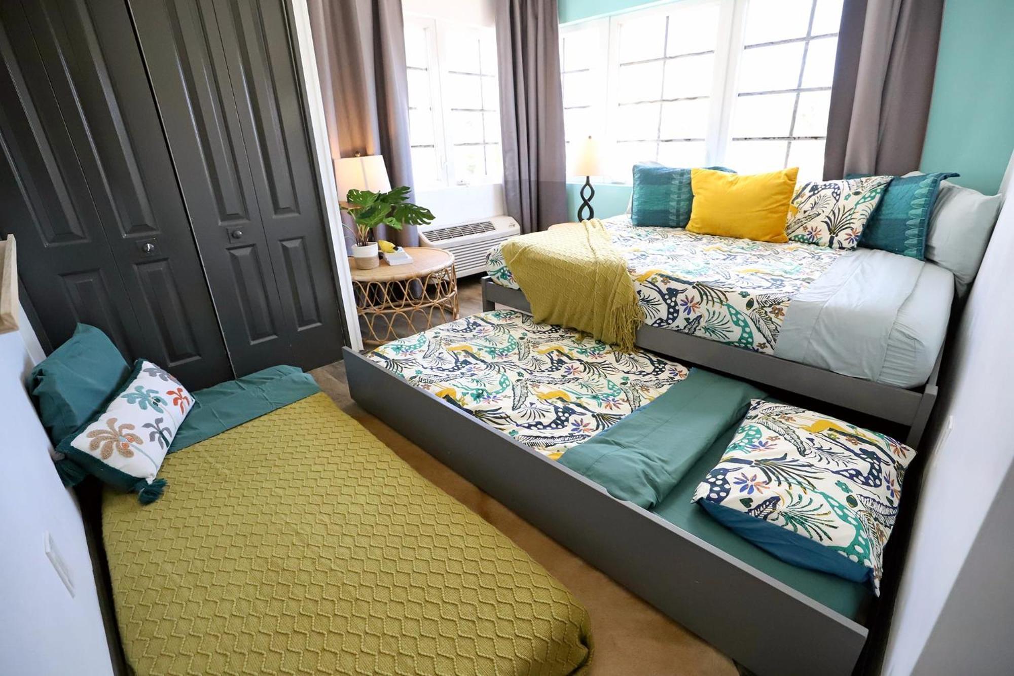With Private Patio Free Parking Family Friendly No Pet Fee Miami Beach