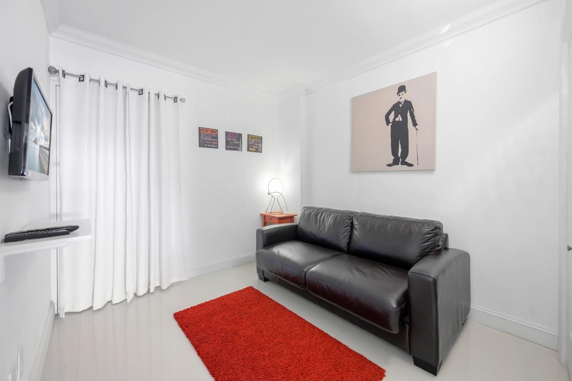 Spacious Of 2br - 2bth Near Of The Great Price Apartment