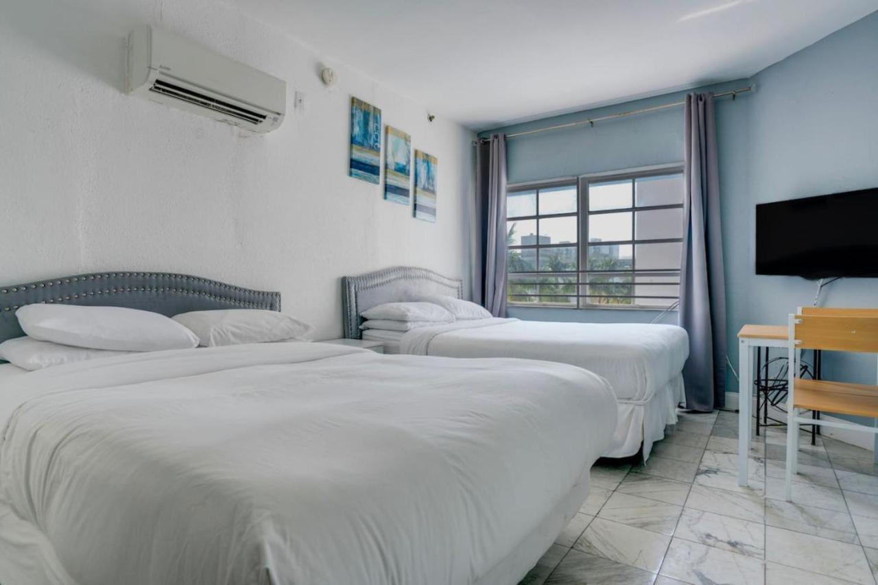 Stylish Steps From South Beach, Sleeps 4