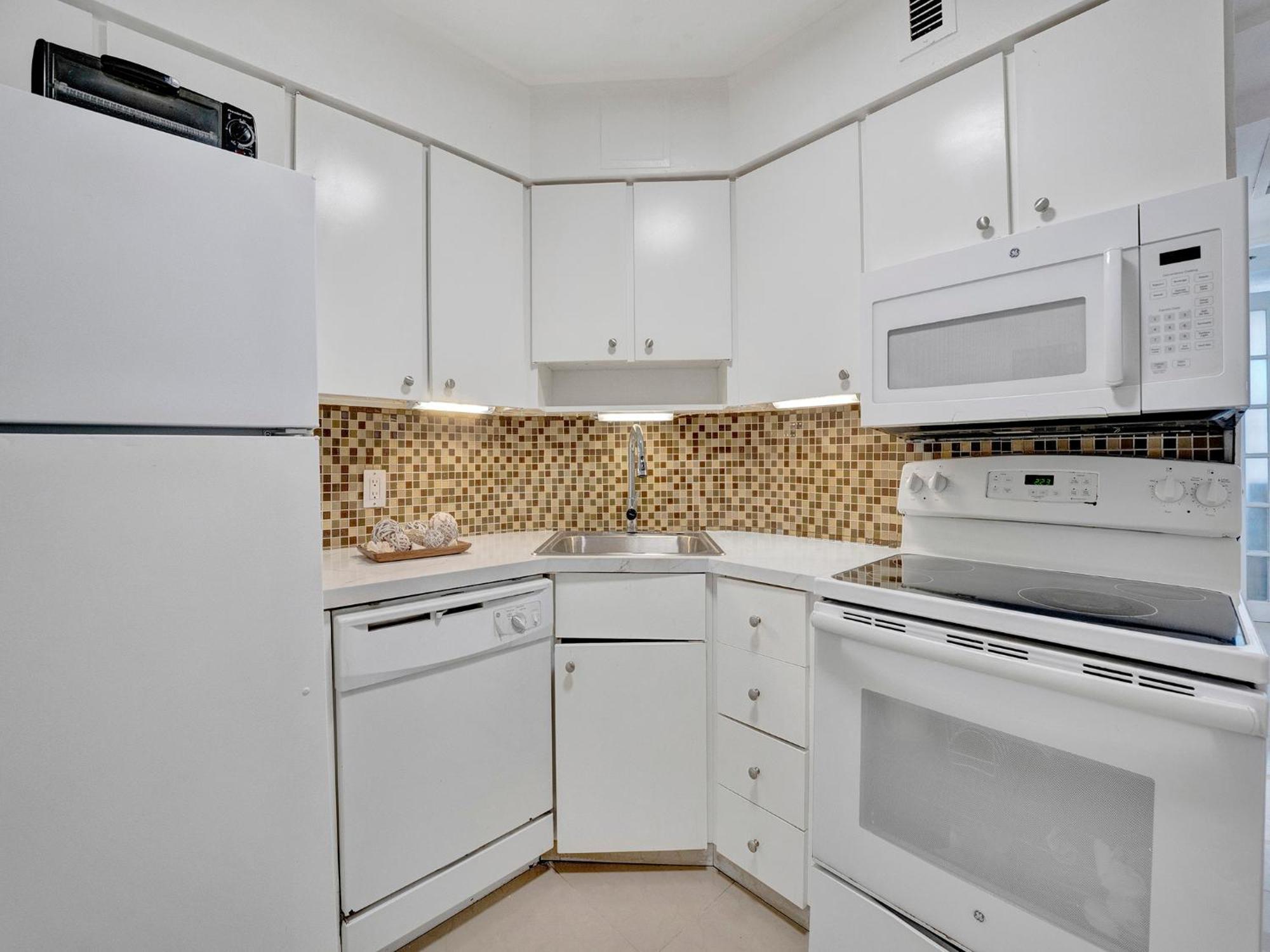 Apartment Cozy Beachfront 2 Bdr Miami 1516