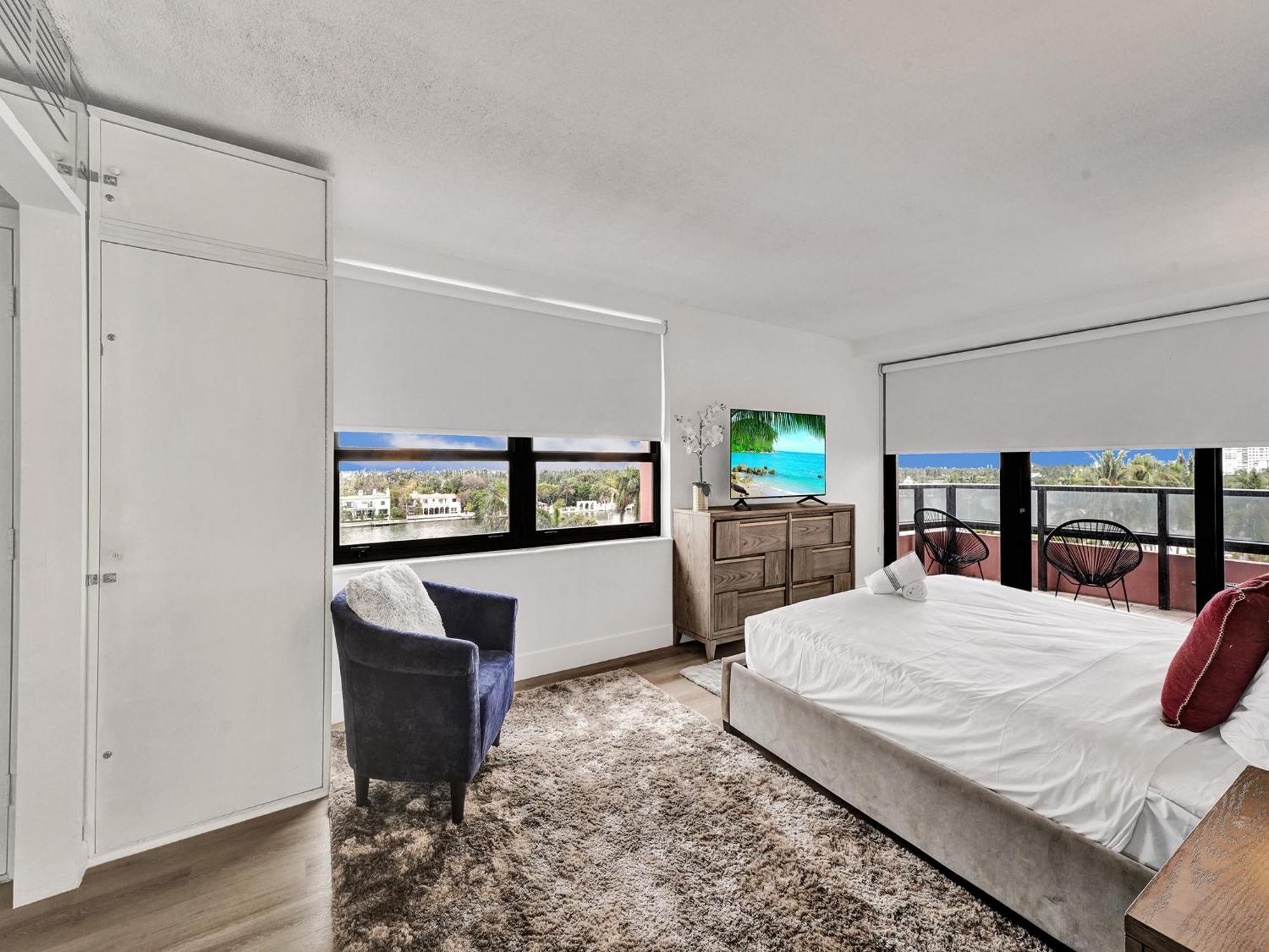 Huge 2bd Miami With Service - 720 * Miami Beach