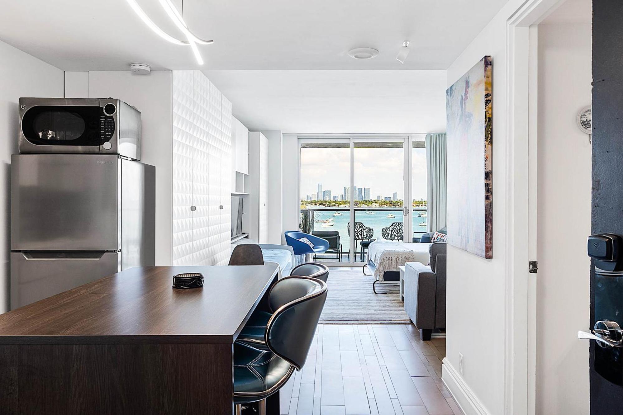 1100 West South Luxe Miami By Joe Semary Miami Beach